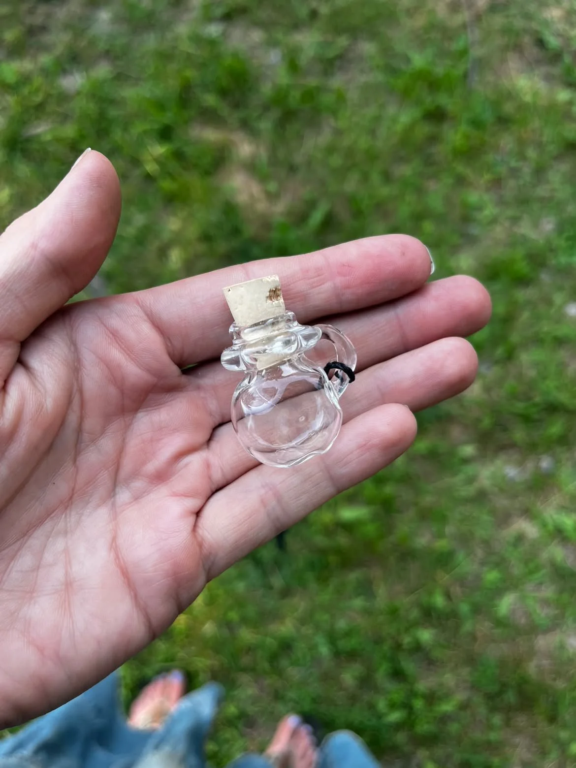 clear pendy bottle.jpg