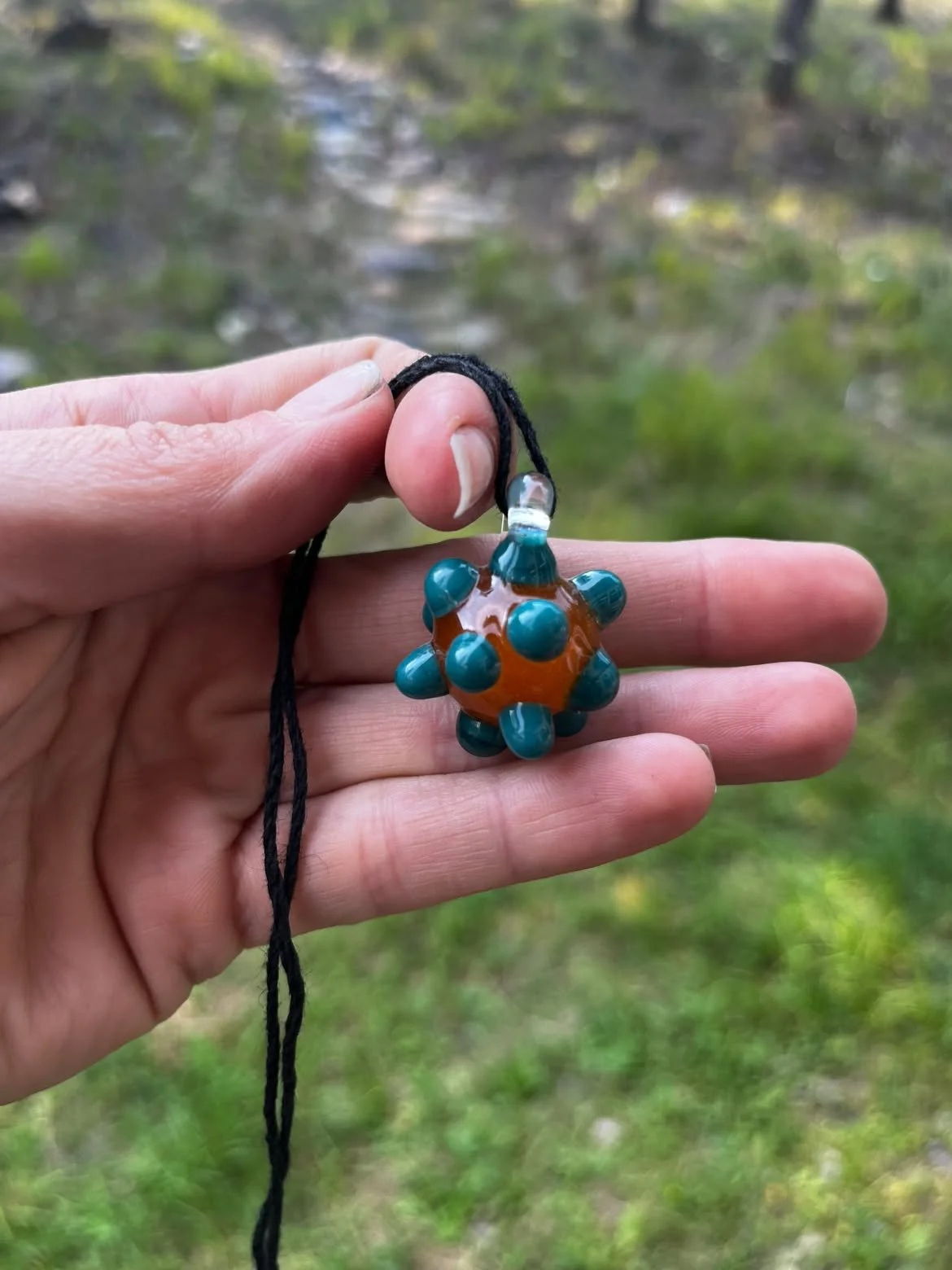 hobnail pendy.jpg