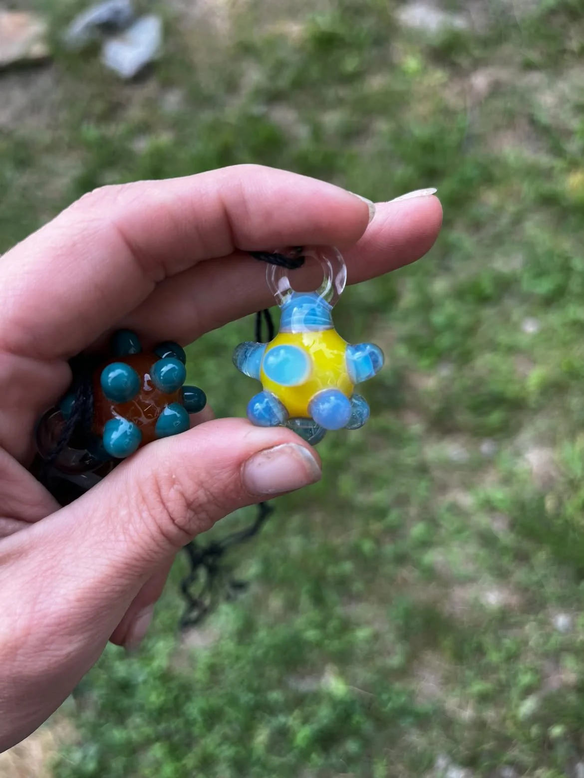 hobnail pendy1.jpg