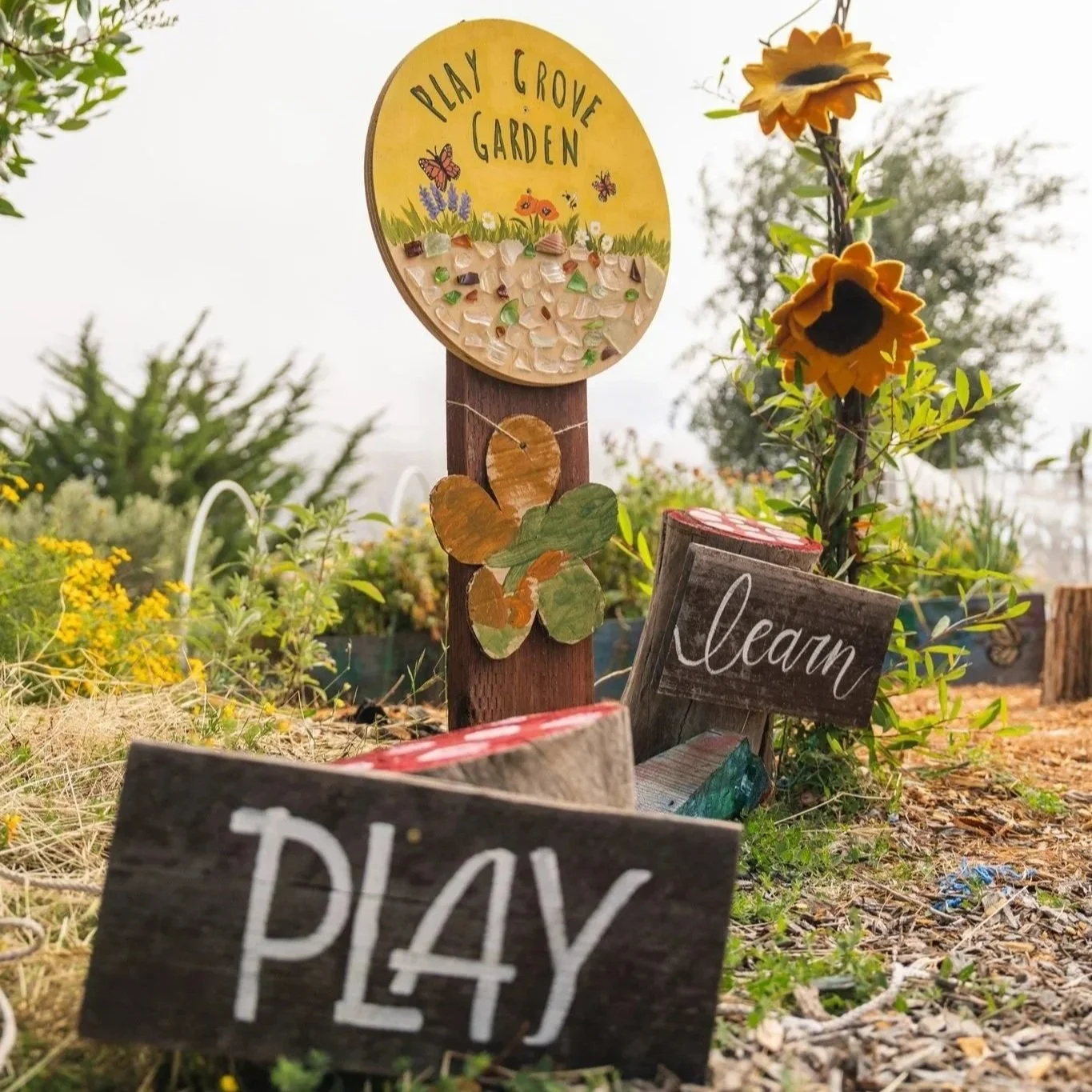 Play Grove Signs