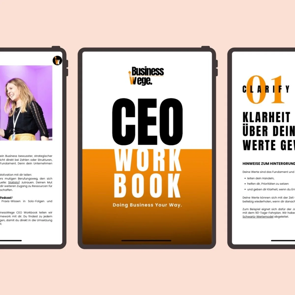 Screenshots von drei digitalen Präsentationen oder E-Book-Covern auf einem Smartphone, zentrale Präsentation mit Titel 'CEO WORK BOOK' und einem Slogan 'Doing Business Your Way', andere zwei Seiten mit Text in Deutsch über Geschäftswege und Klarheit, um Geschäftsziele zu erreichen.