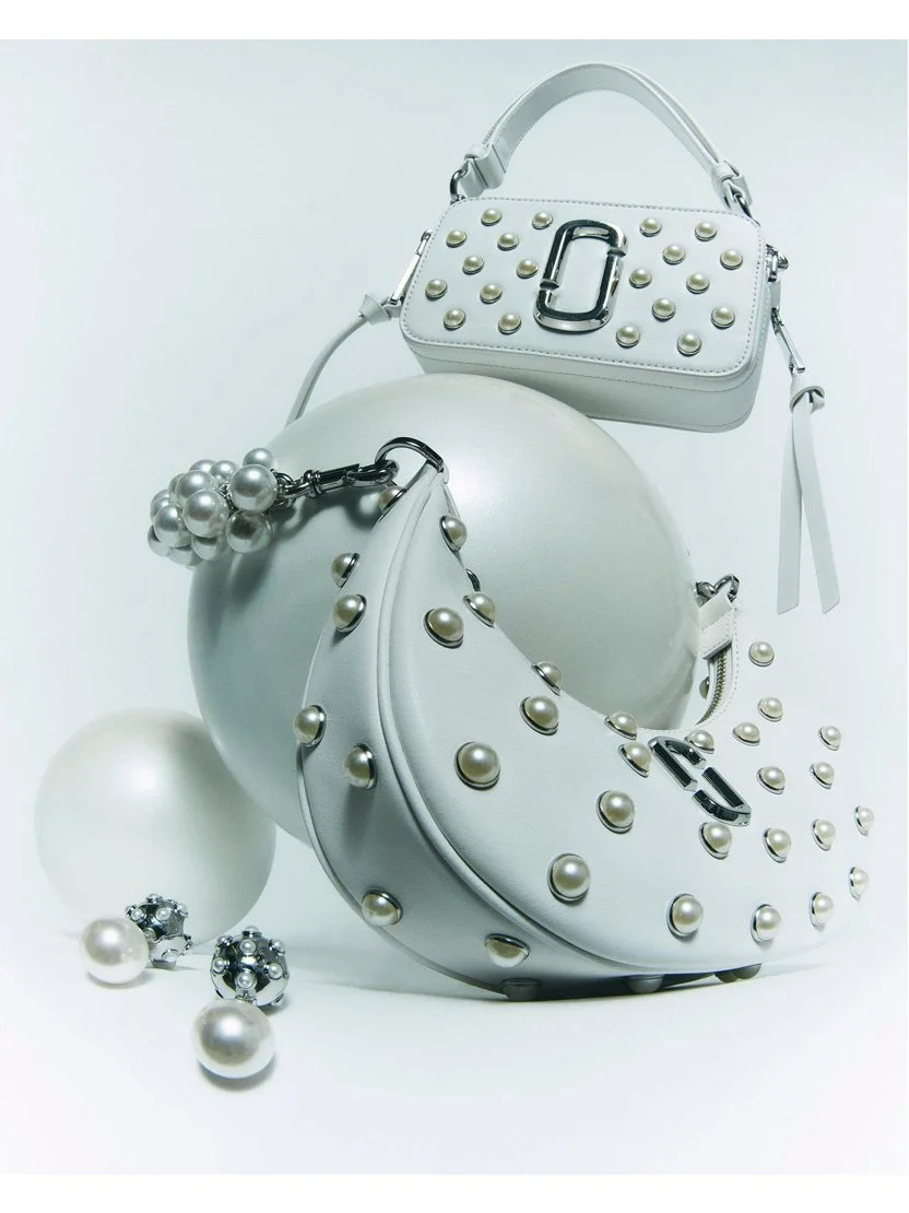 marc jacobs logo icono.jpg