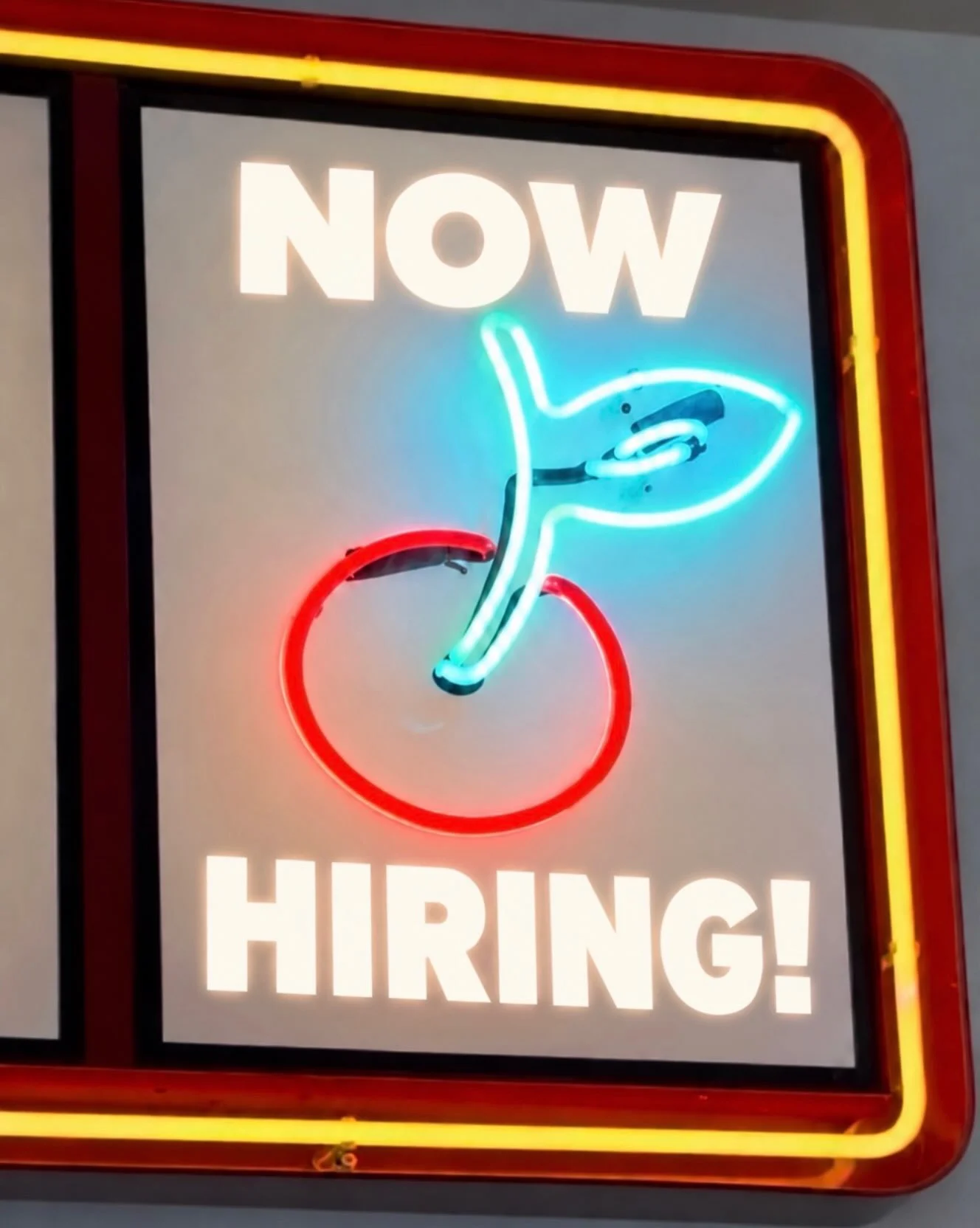 We&rsquo;re hiring! 🍒 Join the Krausshaus team as we get ready to bring organic soft serve, shaved ice, pie slices &amp; coffee to Williamsburg.

We&rsquo;re looking for friendly, reliable people who love dessert as much as we do! Food service exper