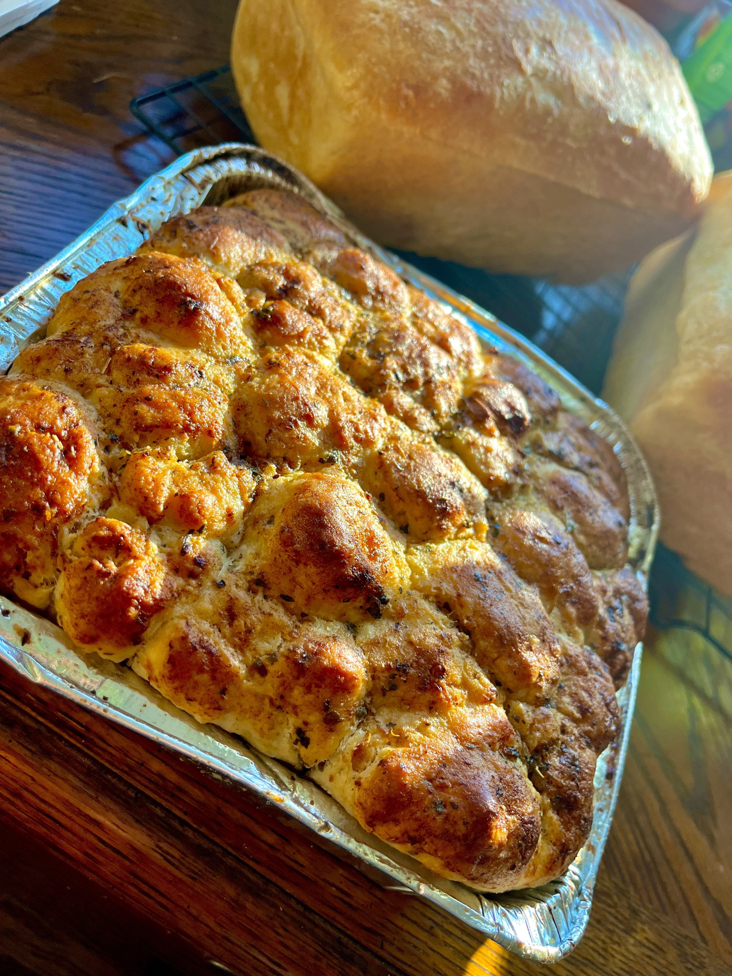 TAKE AND BAKE Garlic Butter Pull apart bread with mozzarella