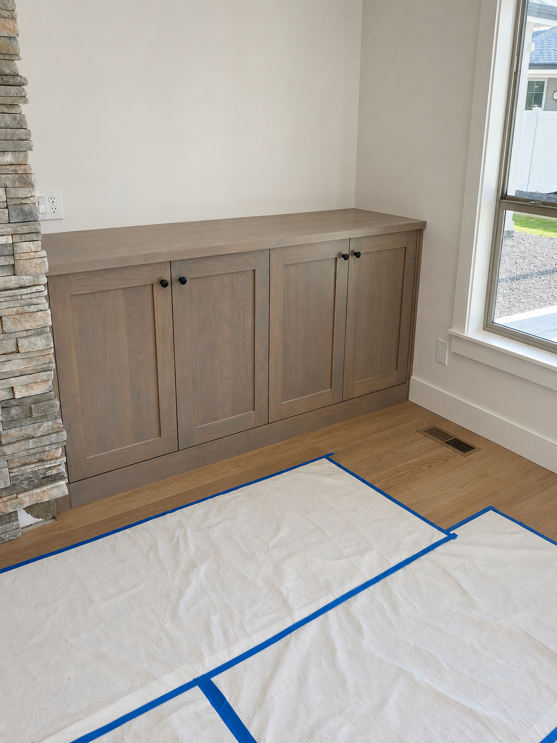 Fireplace cabinetry, floating shelves, vanities, and specialty built-ins installed with careful attention to fit, alignment, and finish.