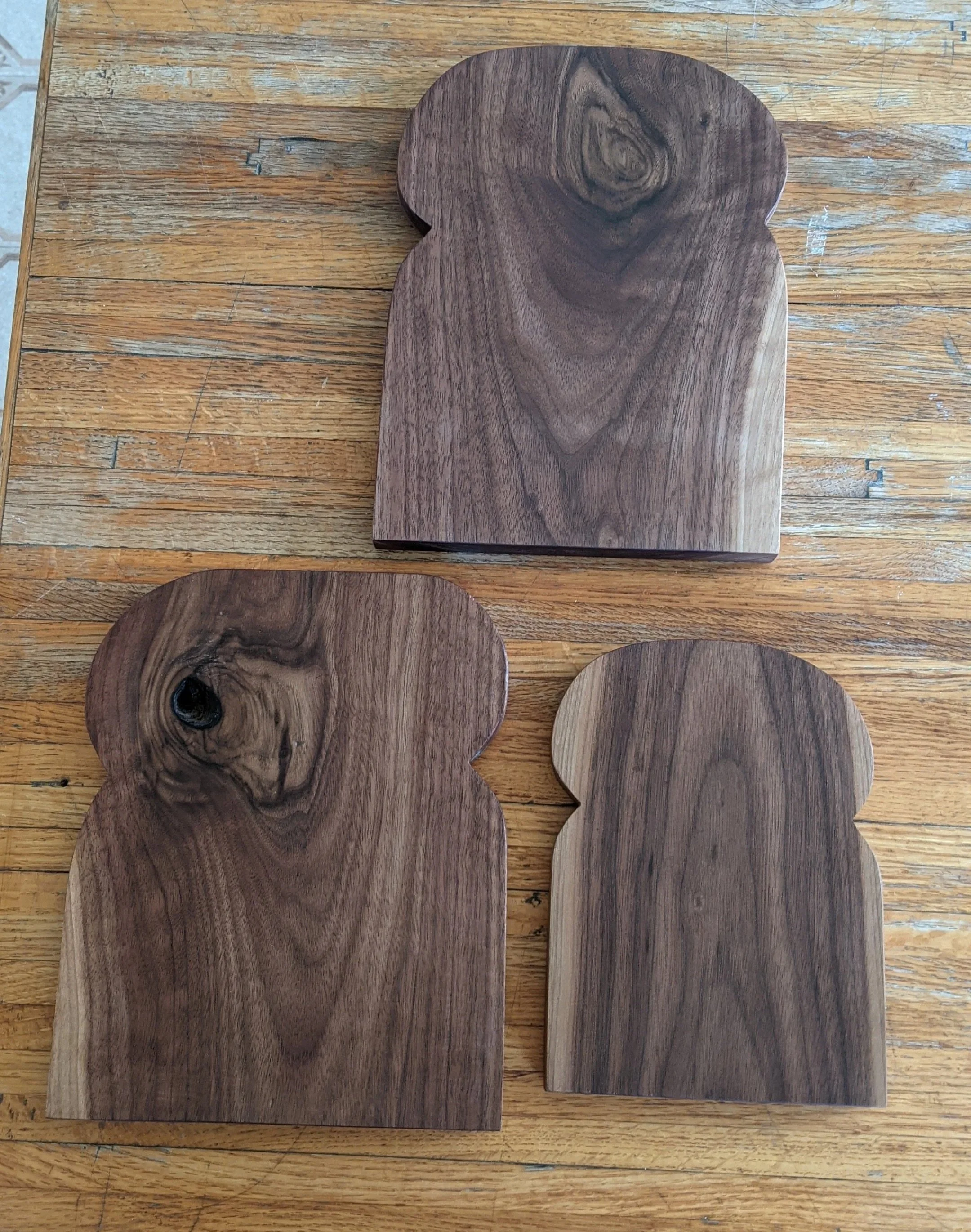 walnut toast cutting boards