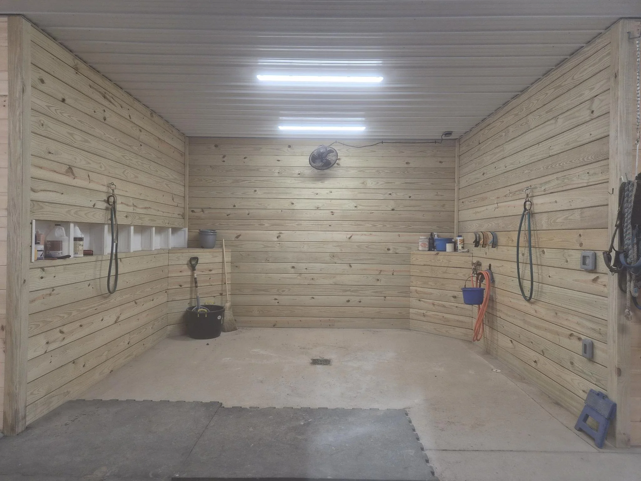 Wash stall