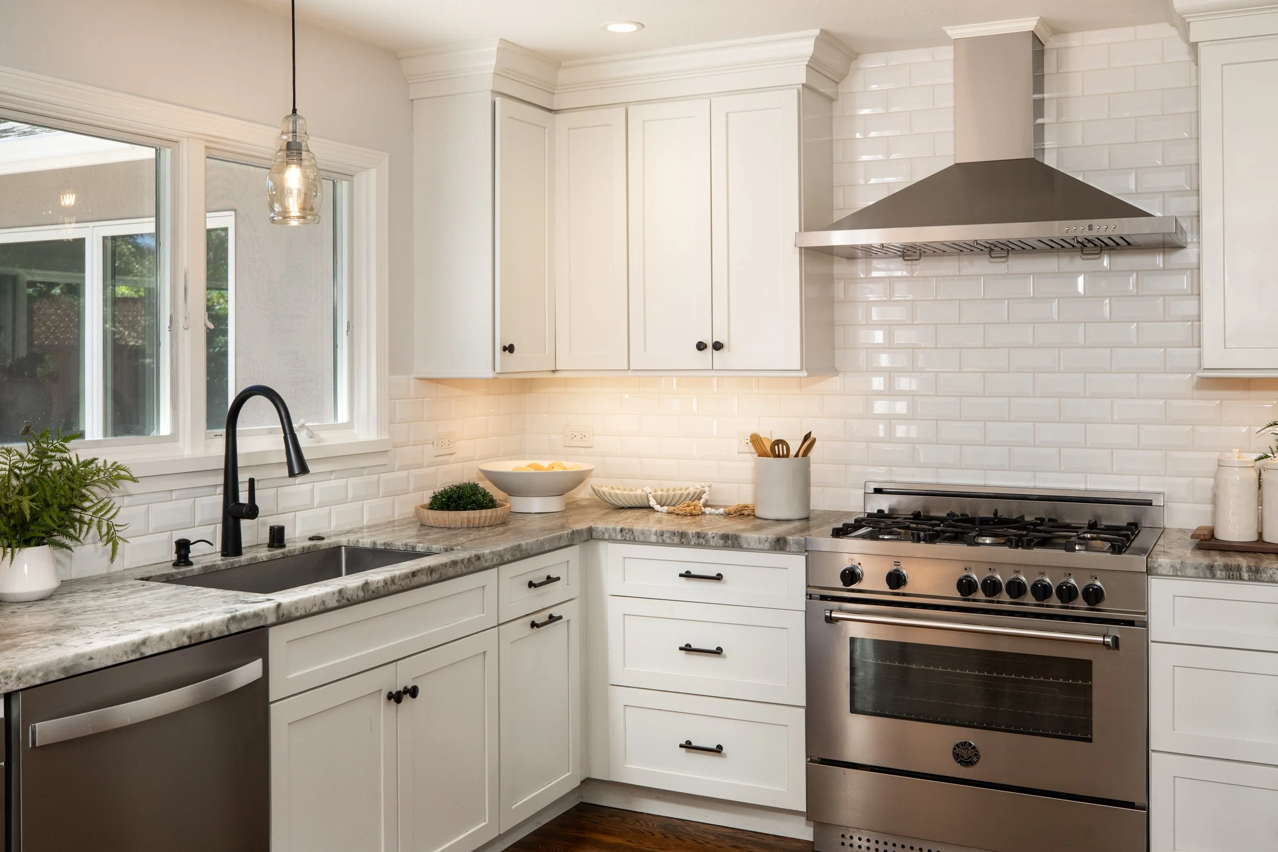 12-Grandby_Matt_Anello-1429-MLS.jpg