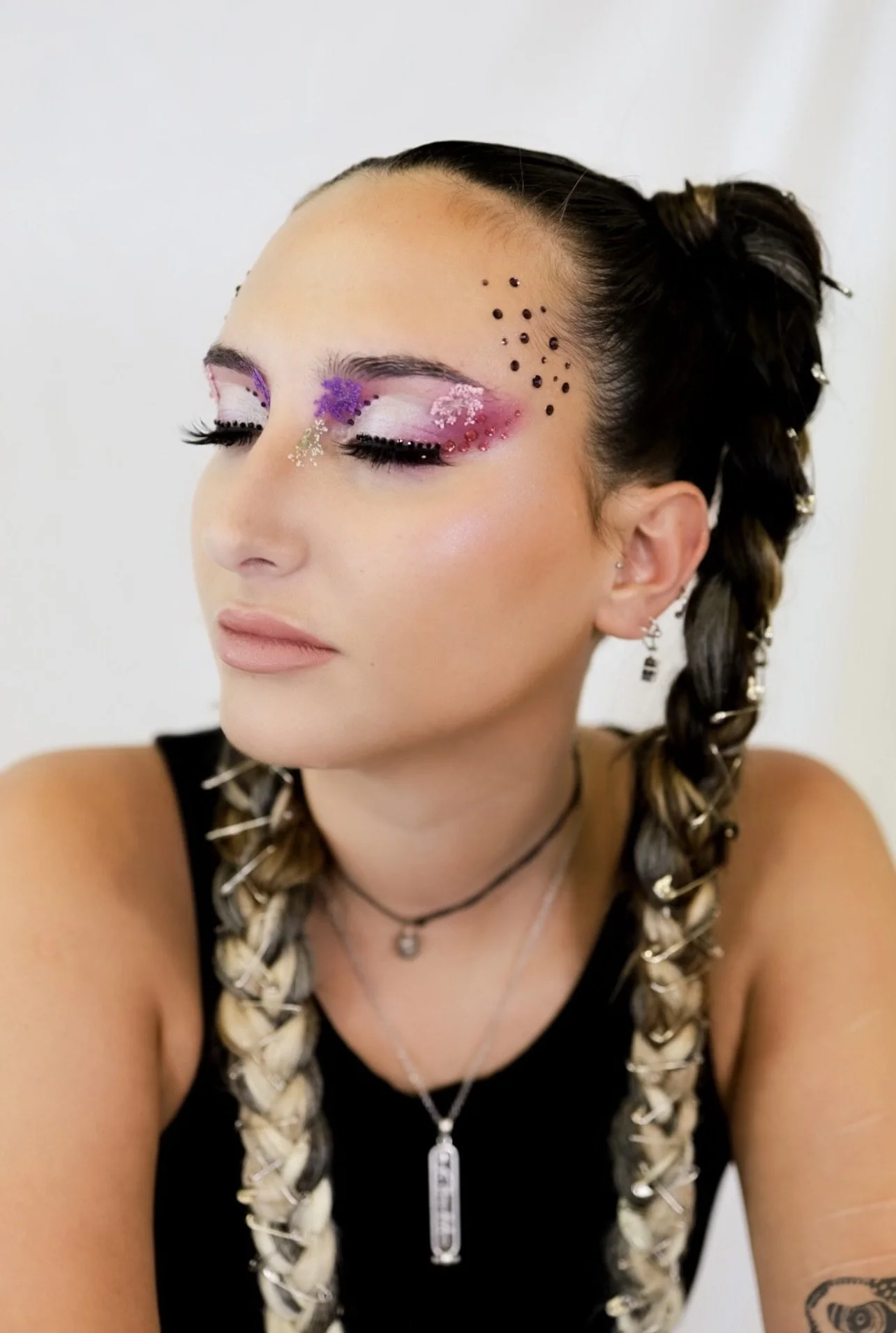 Facetune_20-06-2024-21-42-55.jpg