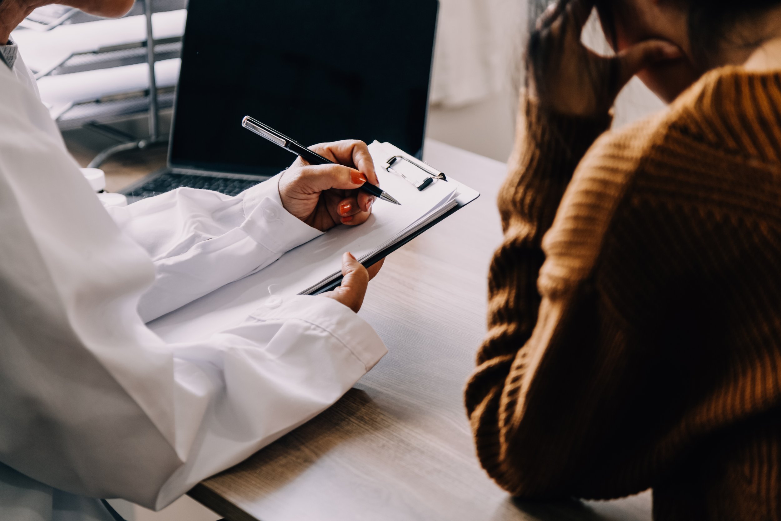 Therapy, Medication, or Both? Understanding Your Treatment Options