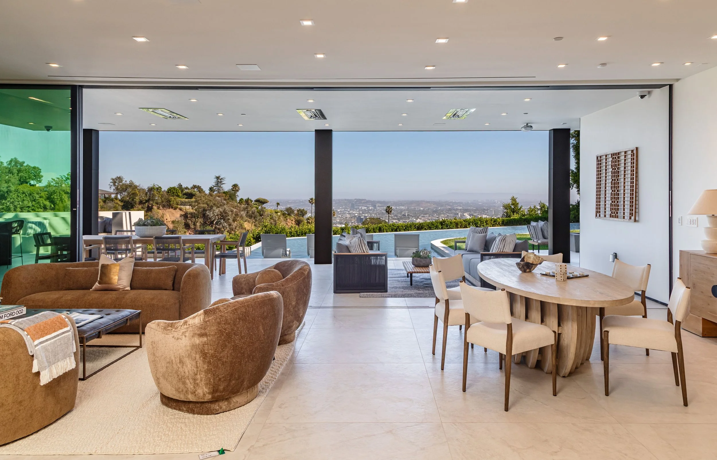 19 9364BeverlyCrestDrive039-PS.jpg