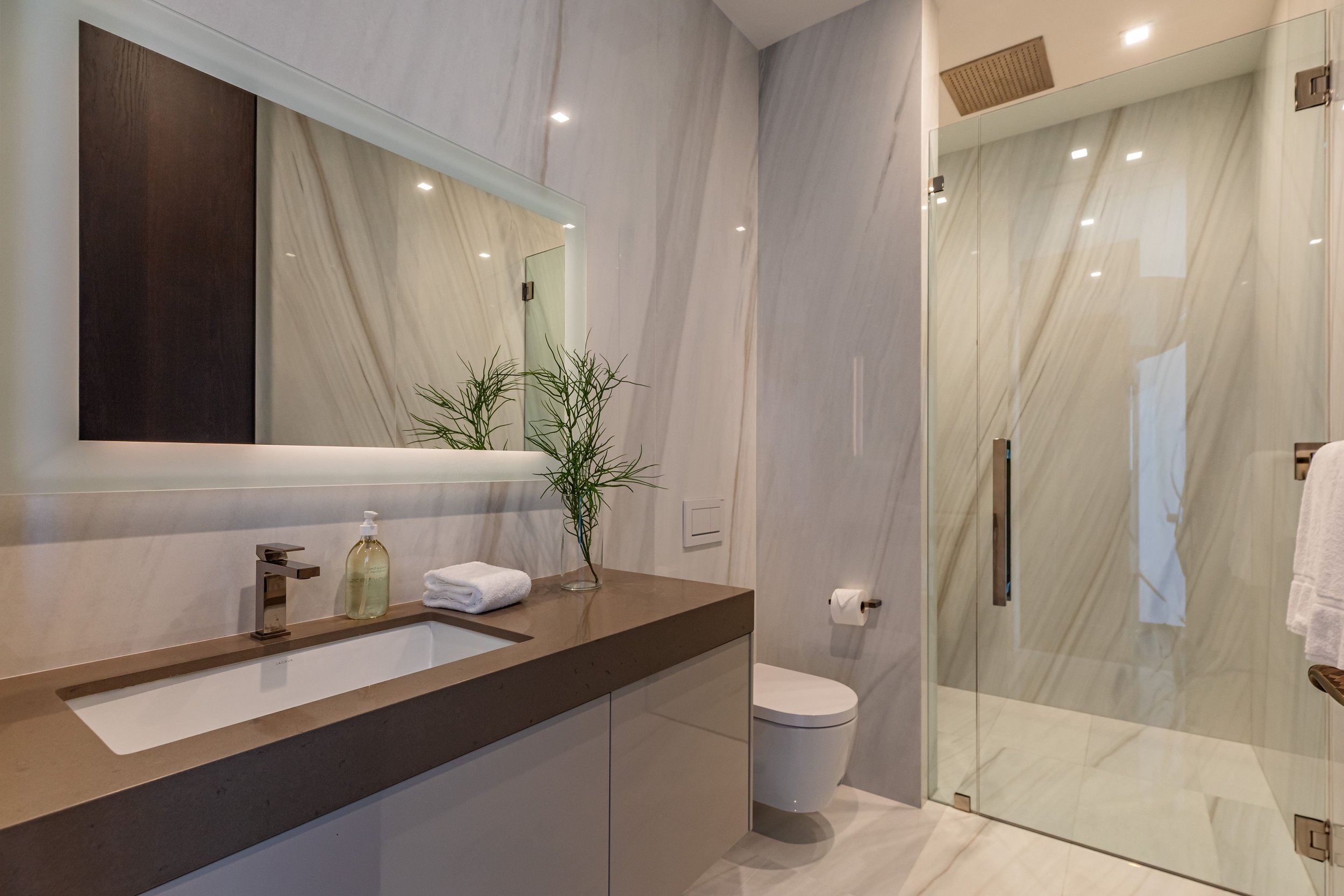 16 9364BeverlyCrestDrive049.jpg