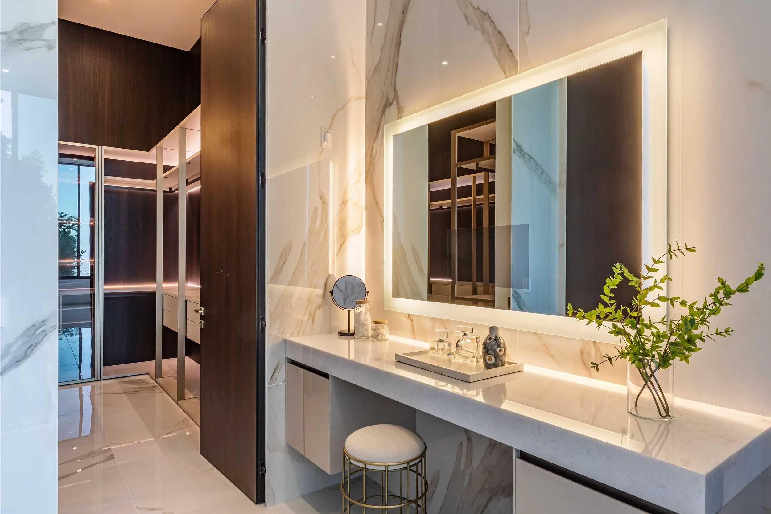 14 9364BeverlyCrestDrive072.jpg