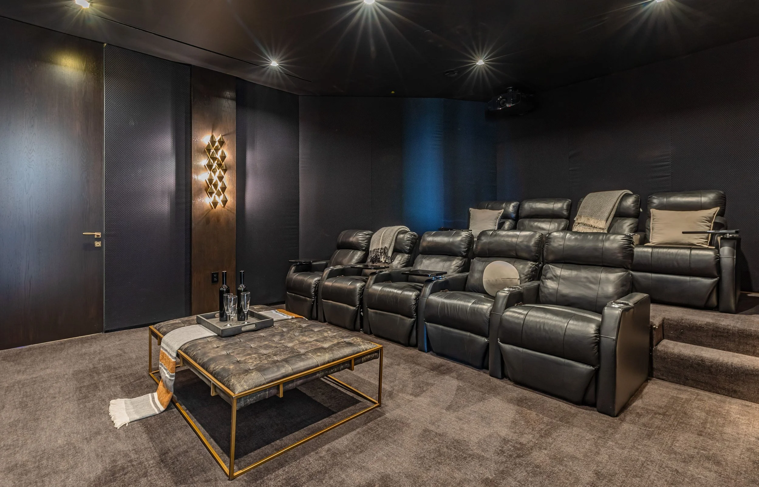 23 9364BeverlyCrestDrive062.jpg