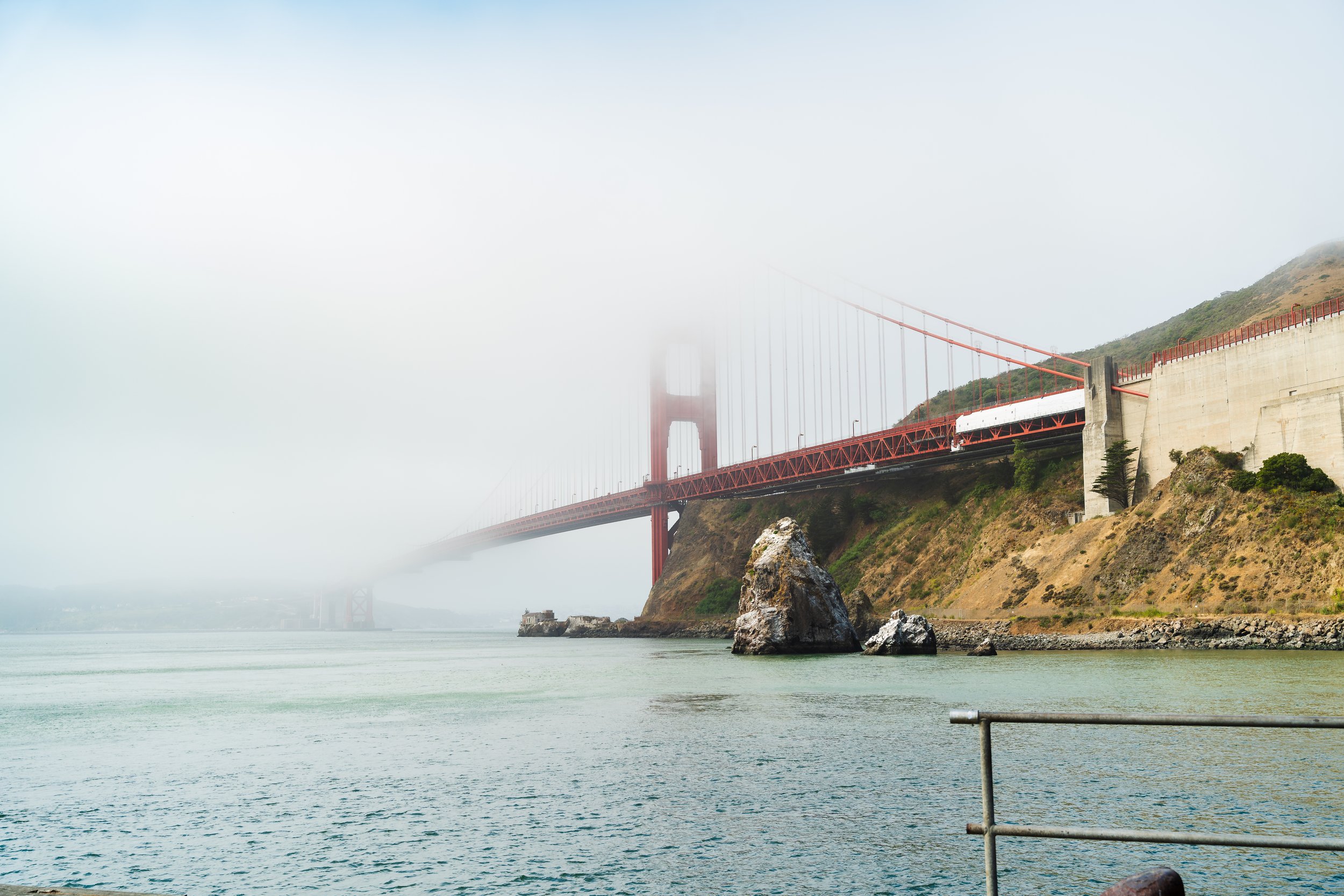 Golden Gate bridge Sausalito. 