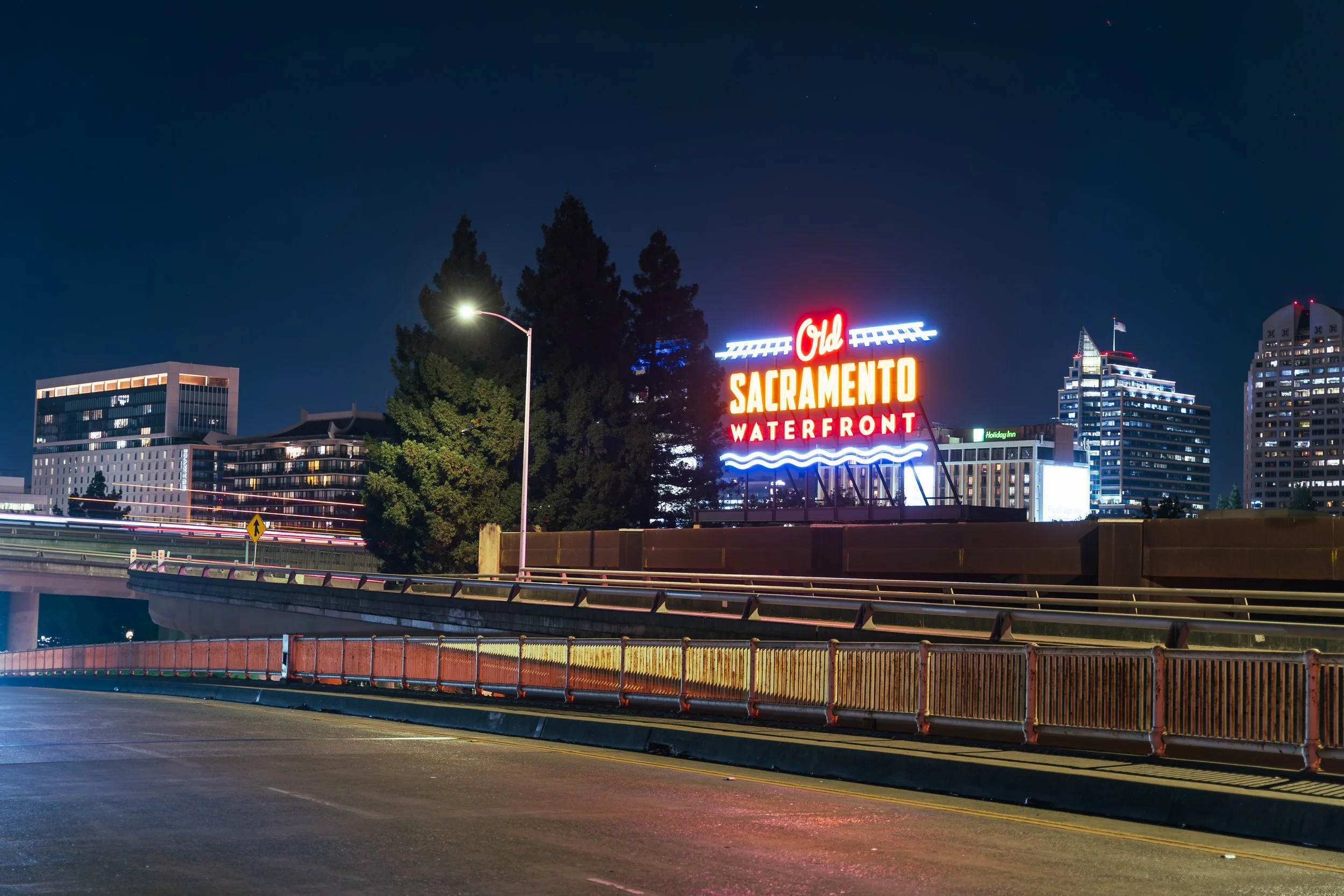 Night photo sacramento