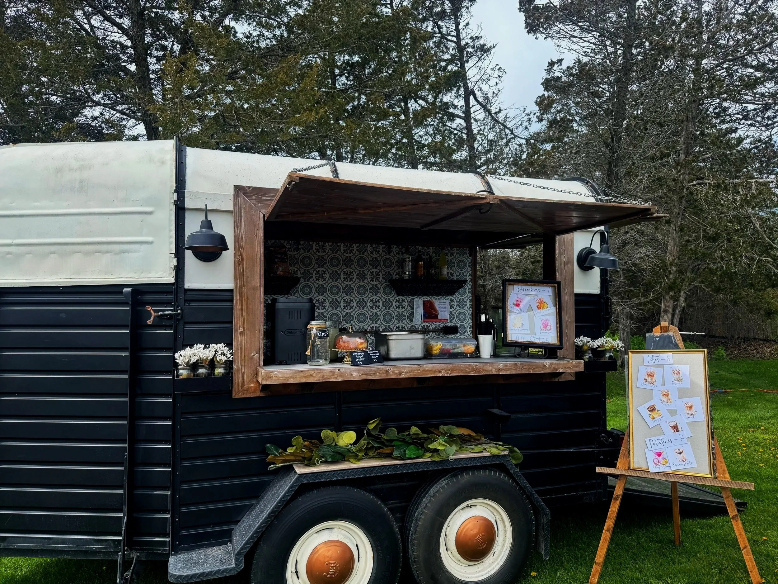 Amora's vintage mobile espresso bar in Prince Edward County.