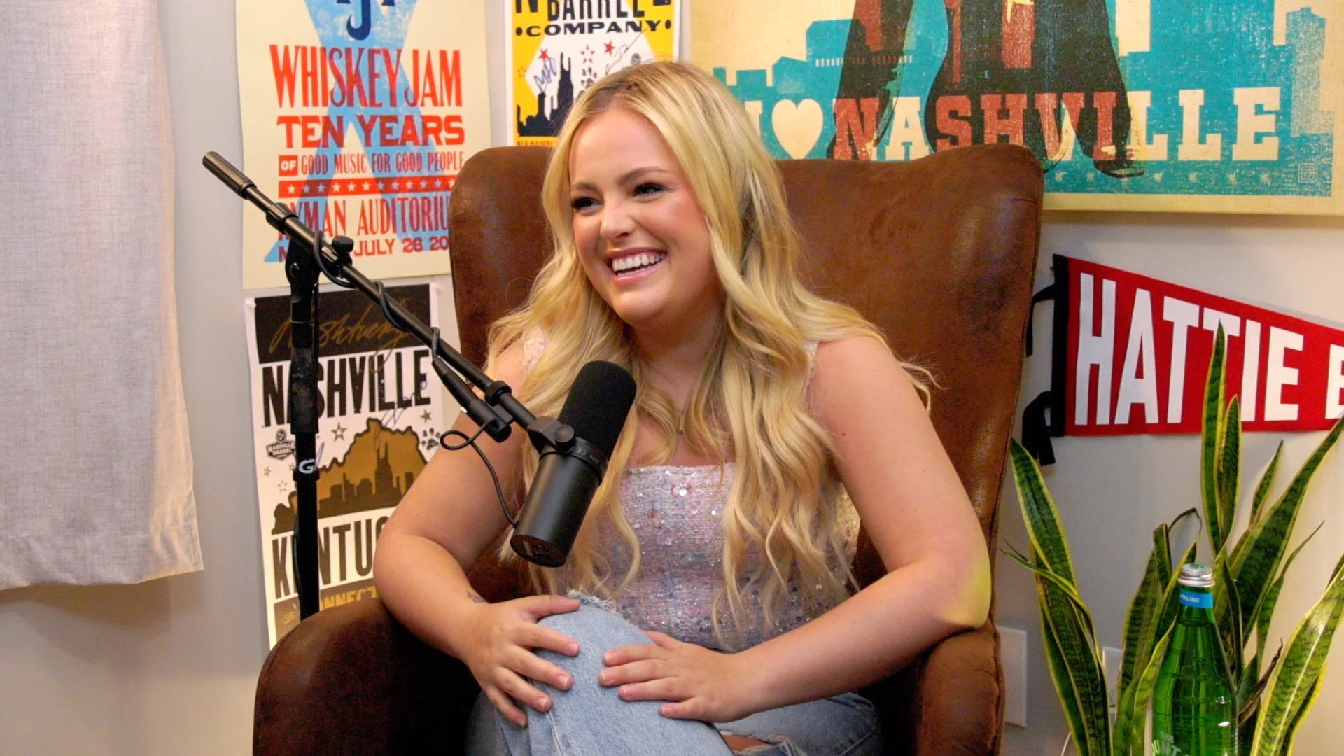 MaRynn Taylor discusses touring with Kelsea Ballerini on Heart of the Gulch.