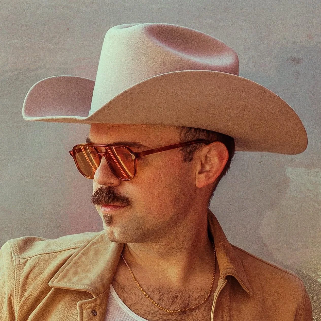 Sammy Arriaga featured on Heart of the Gulch discussing country music, Latin influences, songwriting and his Nashville career.