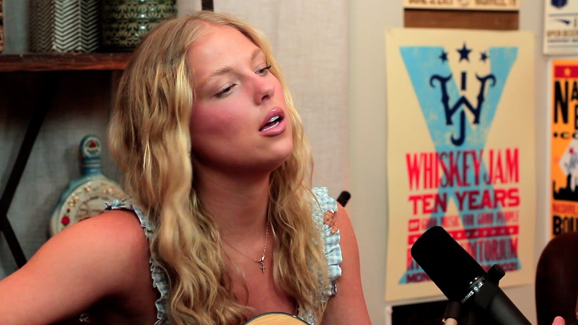 “Plenty of Fish” Performance at Heart of the Gulch | Ashley Anne