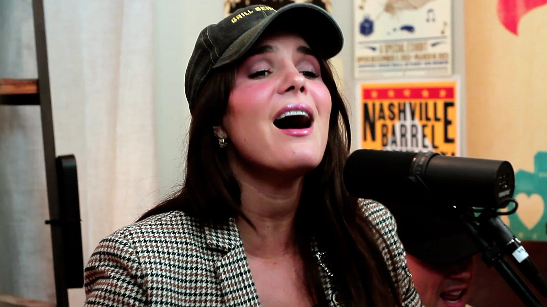 Franni Cash performing Honest To God at Heart of the Gulch in Nashville.