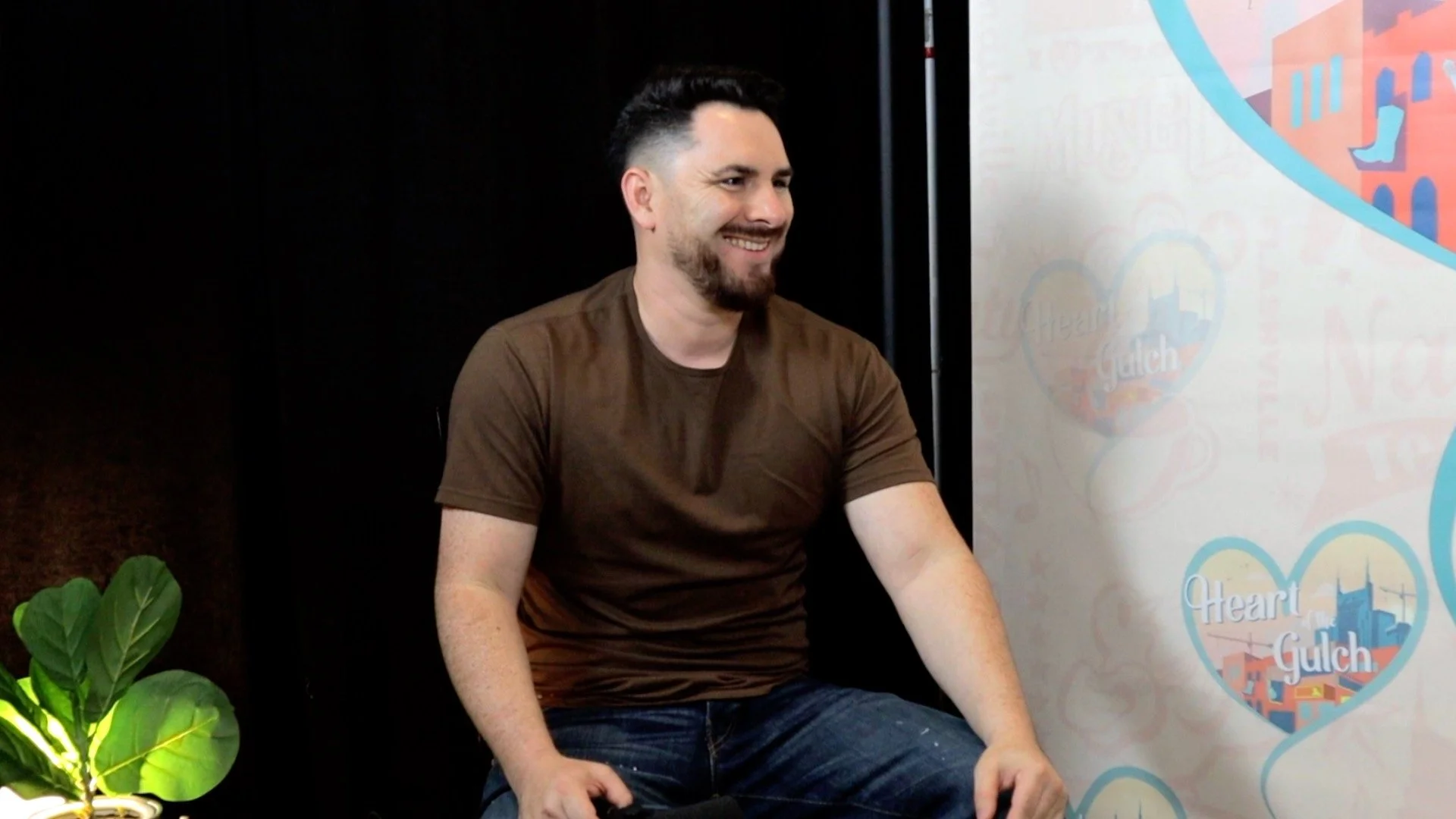 Tony Mendoza, host of Heart of the Gulch, interviews Hannah McFarland about songwriting, the Grand Ole Opry, new music, and her growing country career