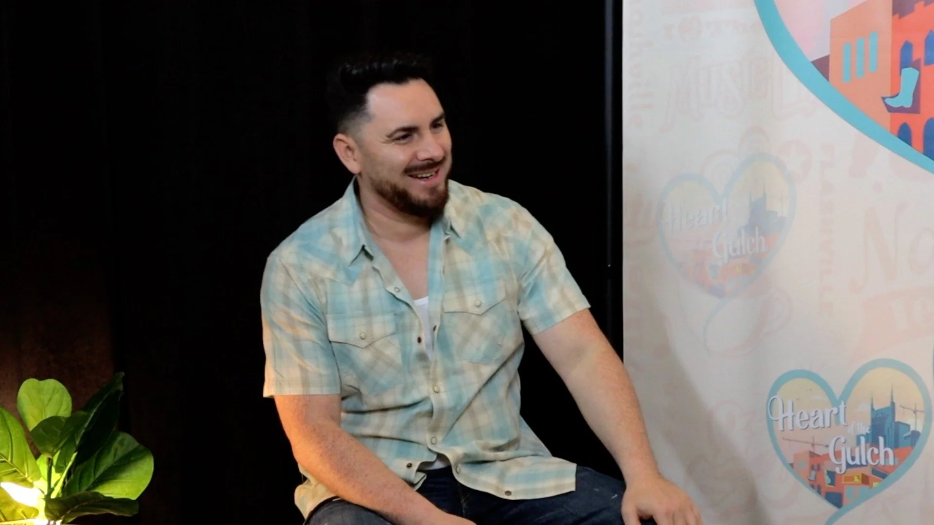 Tony Mendoza, host of Heart of the Gulch, interviews Leanna Crawford about “Thank God,” Christian music, songwriting, and her journey in Nashville.