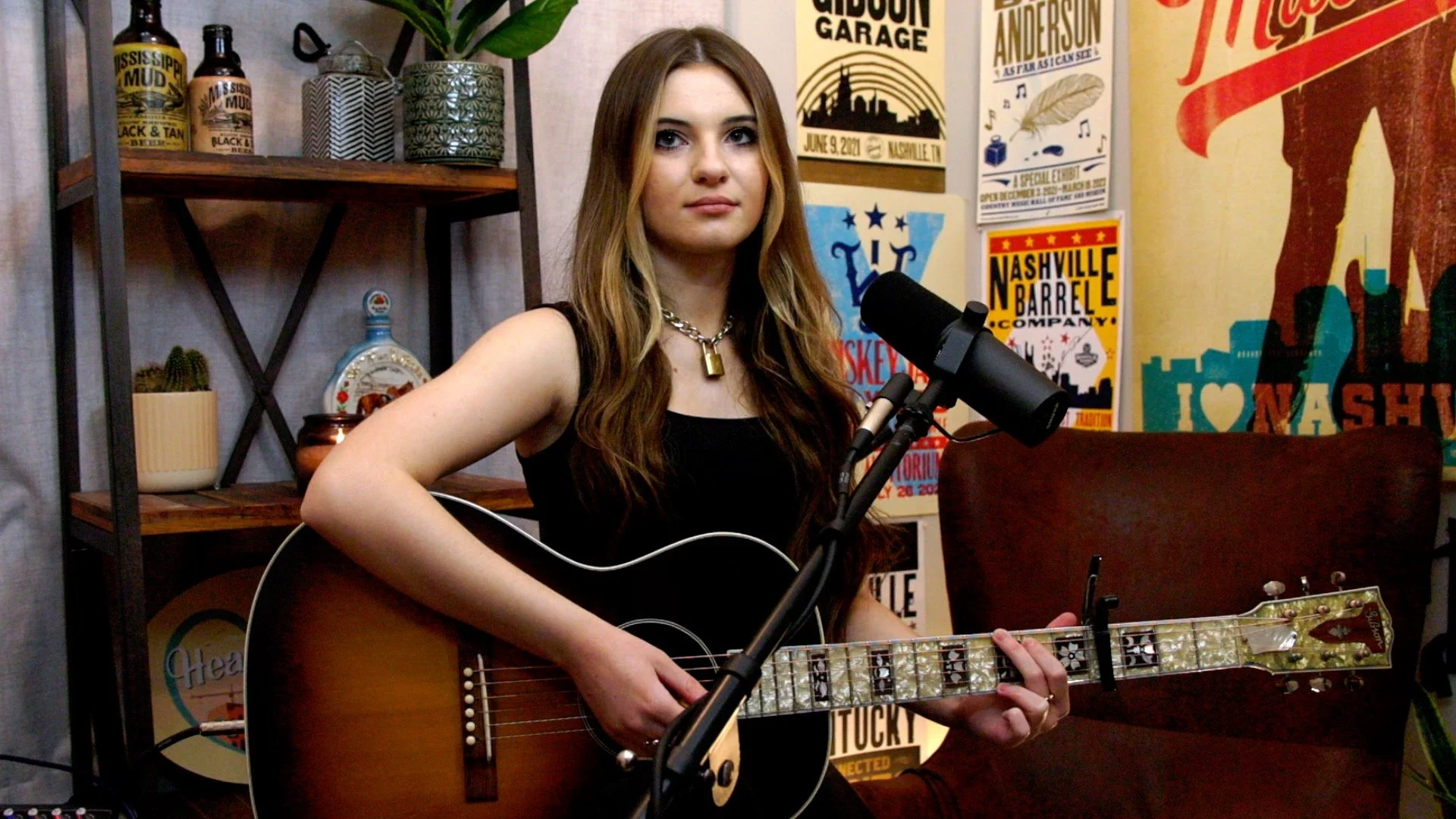 Macartney Reinhardt discusses her country songwriting, musical influences and growing career on Heart of the Gulch.