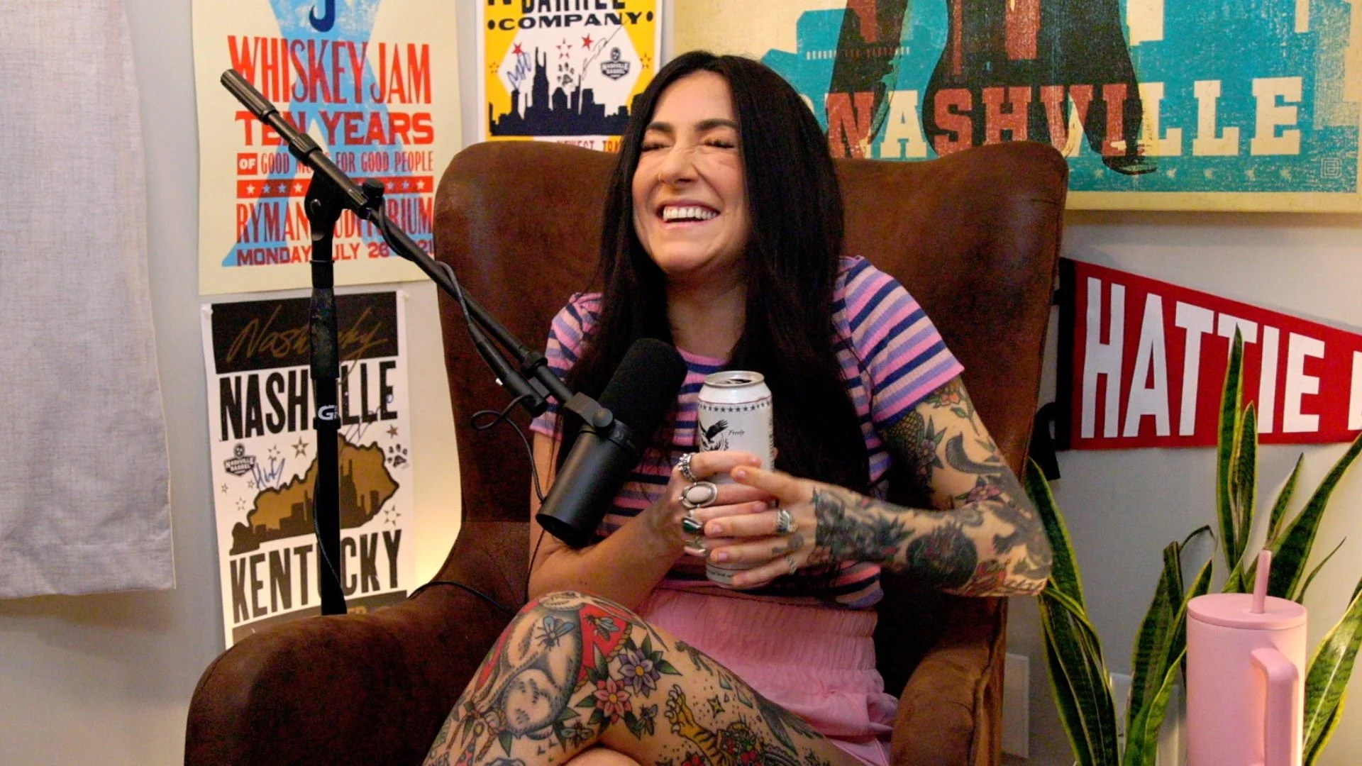 Sheyna Gee talks about Nashville, touring and her country-rock career during a Heart of the Gulch interview.