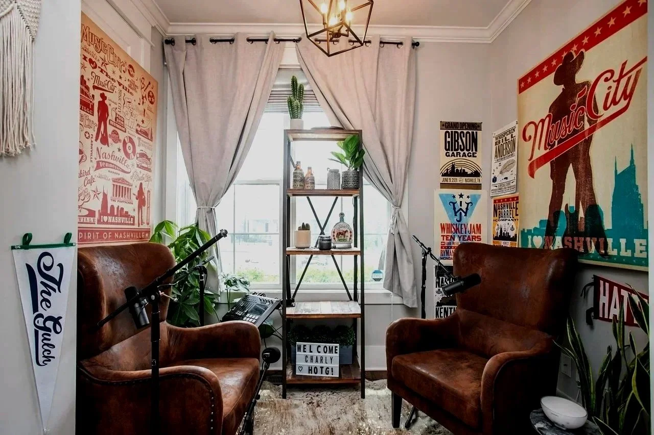 Heart of the Gulch Studio located in Nashville TN. Heart of the Gulch Studio is hosted by Tony Mendoza