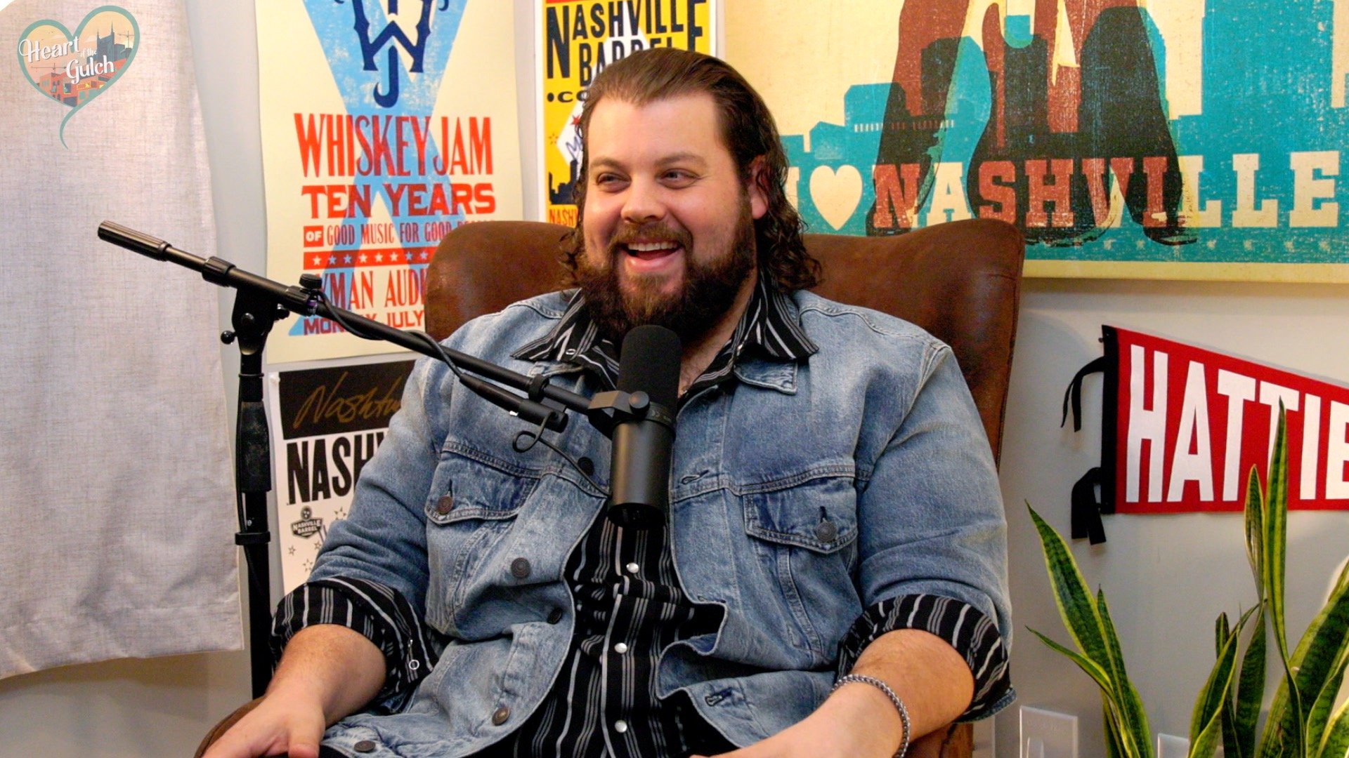Kentucky country artist Dillon Carmichael talks family, songwriting, Southern roots, and carrying traditional country influences into a new generation on Heart of the Gulch.