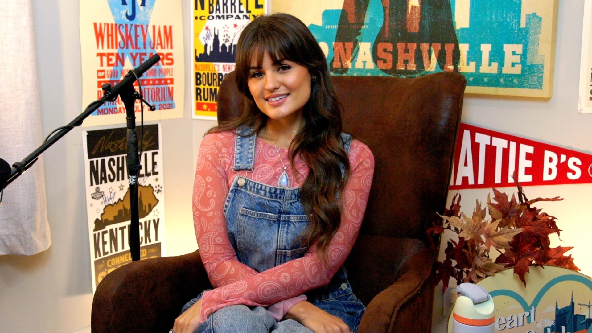 Maddie Lenhart discussing her debut EP Why in the World on Heart of the Gulch.