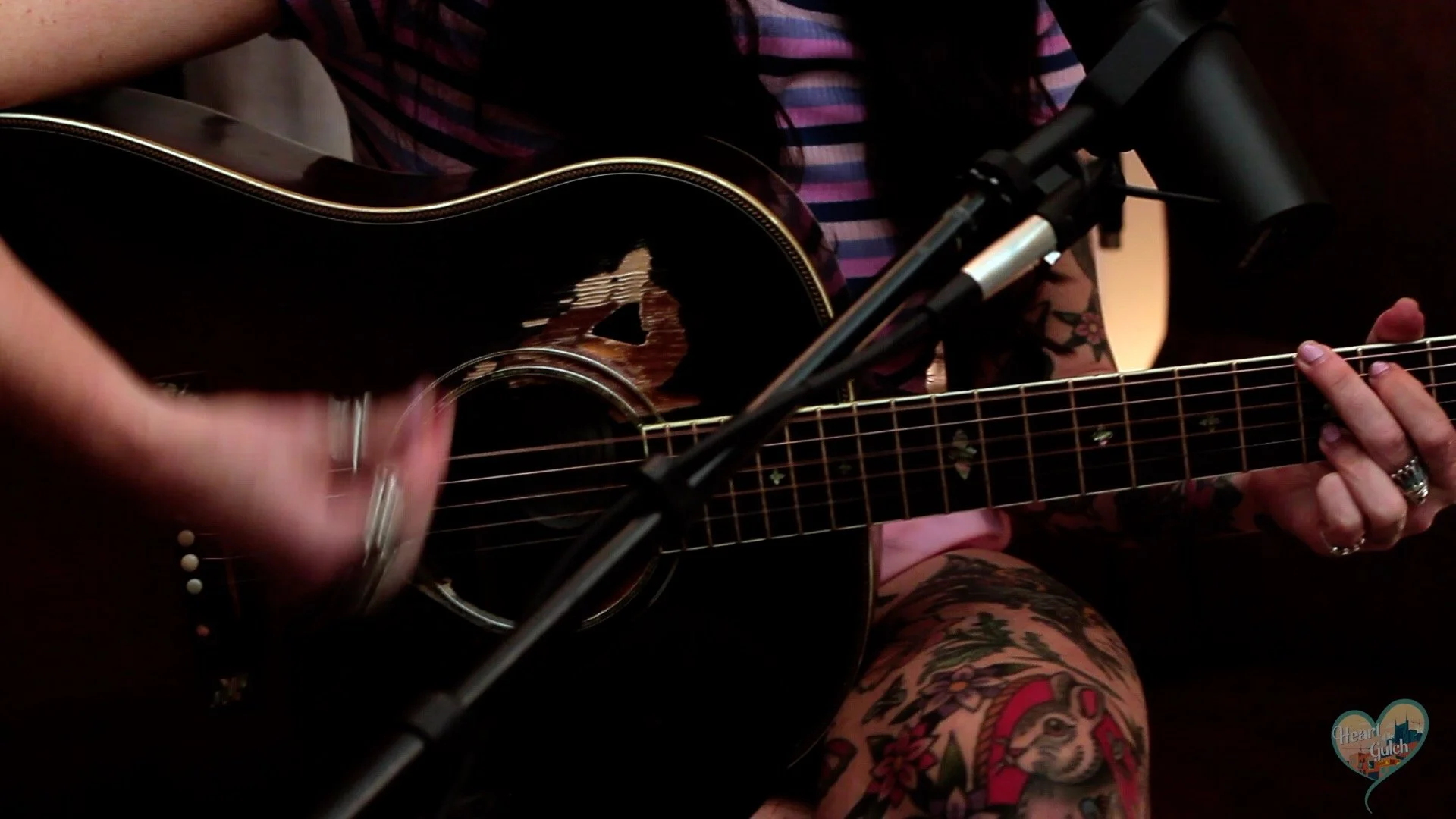 Sheyna Gee performs “Rooster” live for Heart of the Gulch in Nashville, Tennessee.