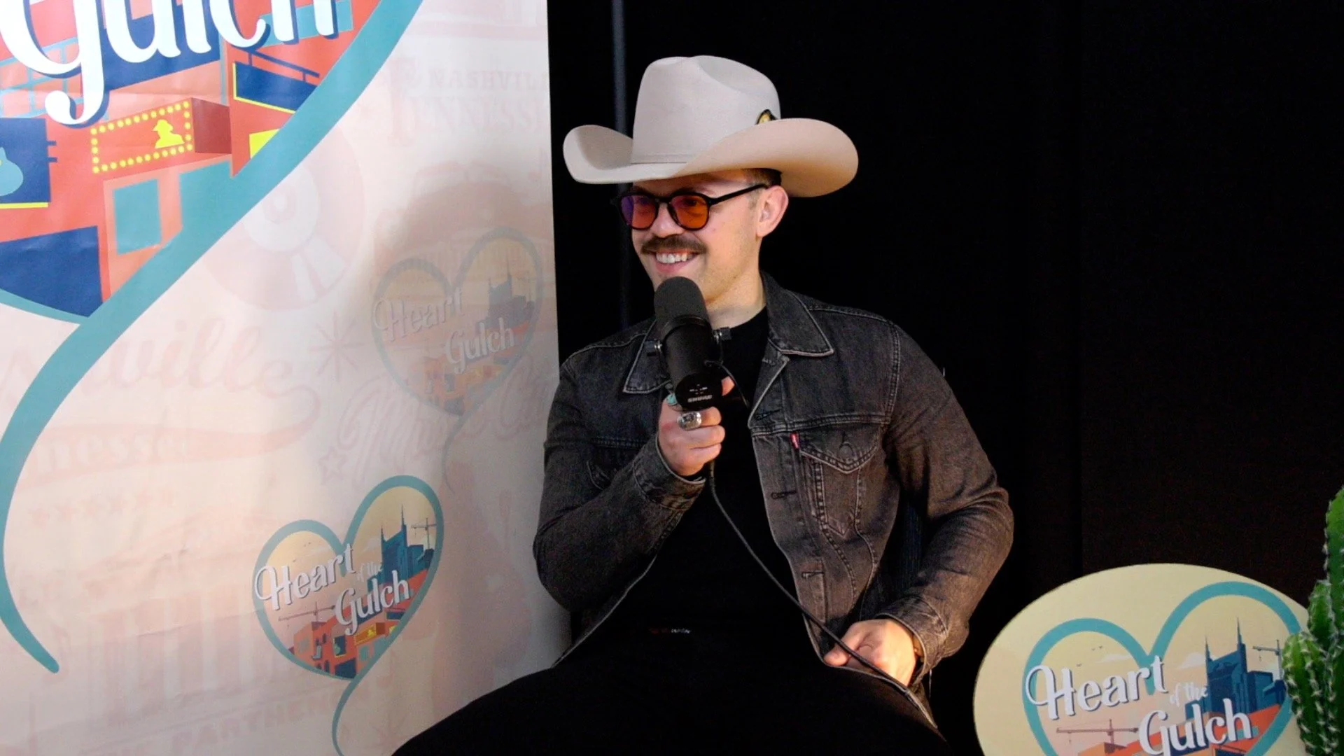 Sammy Arriaga discusses bringing Spanish and Spanglish storytelling into country music during his Heart of the Gulch interview.