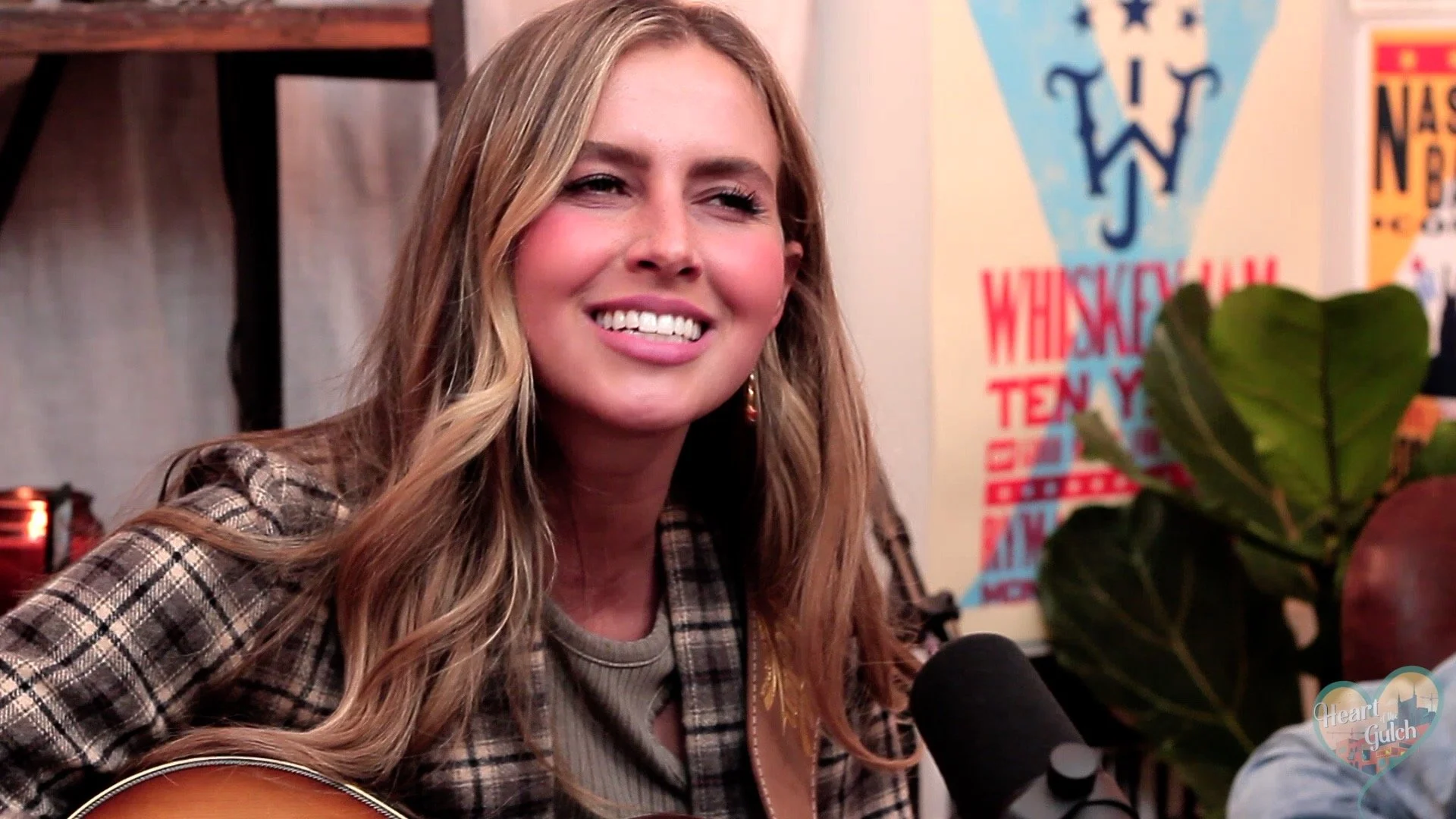Country singer-songwriter Catie Offerman delivers an exclusive live studio performance for Heart of the Gulch in Nashville.