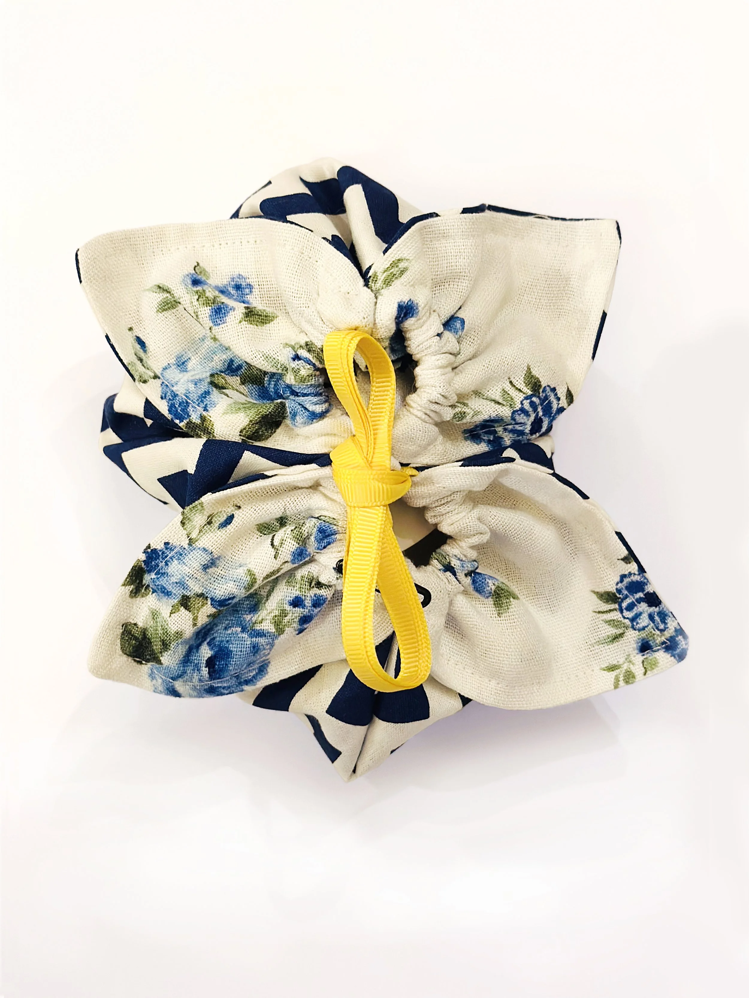 The Blue Rose Bloom Bag