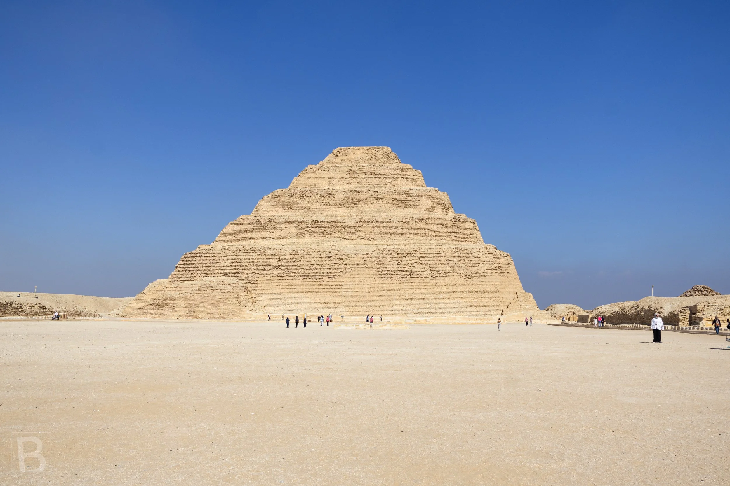 Djoser's stepped monument records a decisive transformation from
mastaba tombs to monumental pyramid architecture.