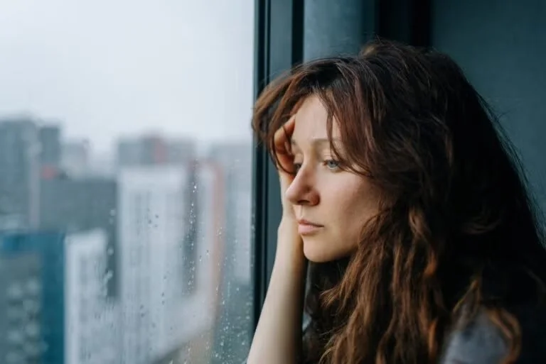 Depression &amp; Seasonal Depression: Understanding the Changes Beneath the Surface