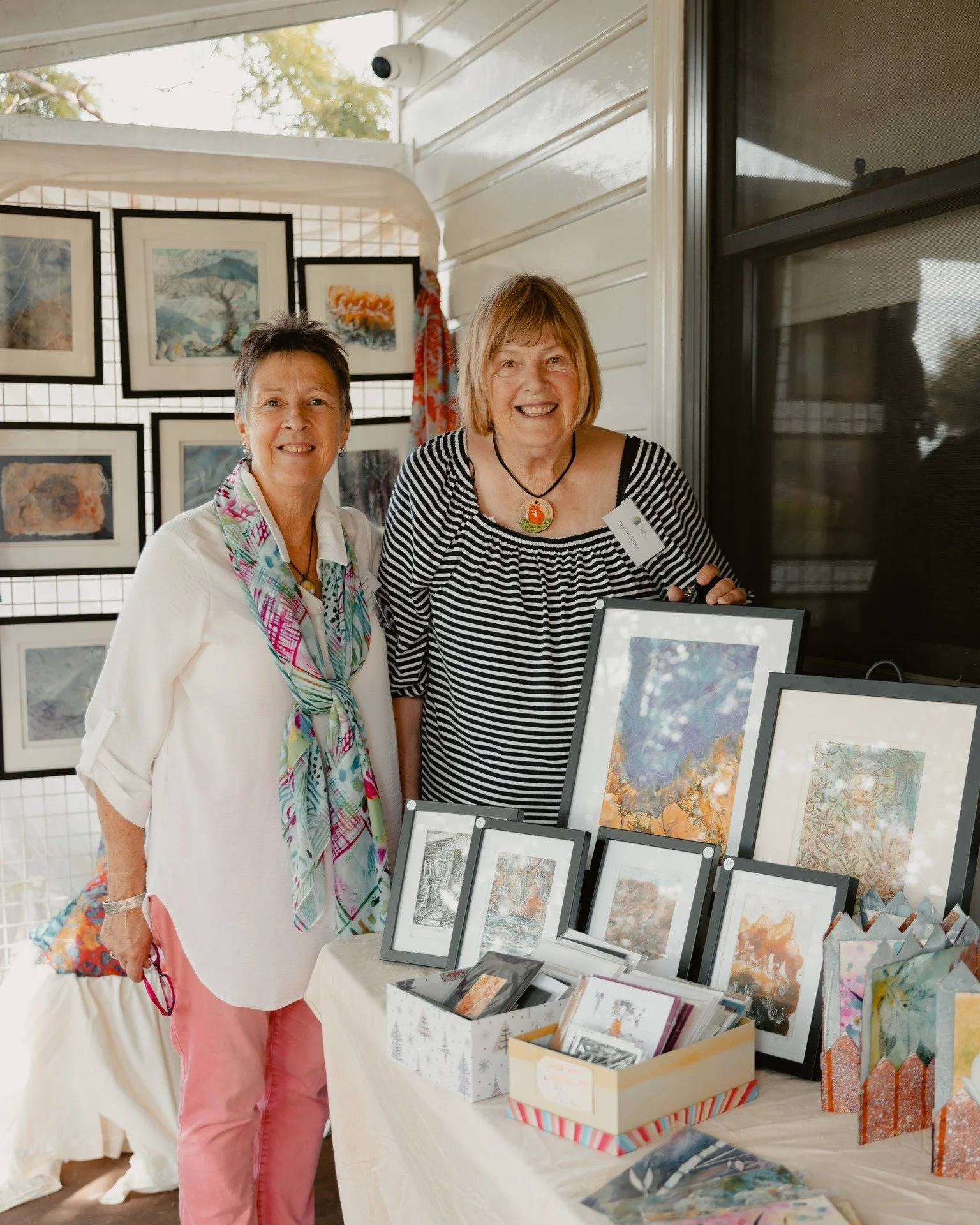 We are deeply saddened to hear of the passing of our beloved artist and long-time Tree Street Art Safari supporter, Denise Gillies.

Denise was such a special part of Tree Street. Alongside Lynne Mitchell, she supported our event so generously over t