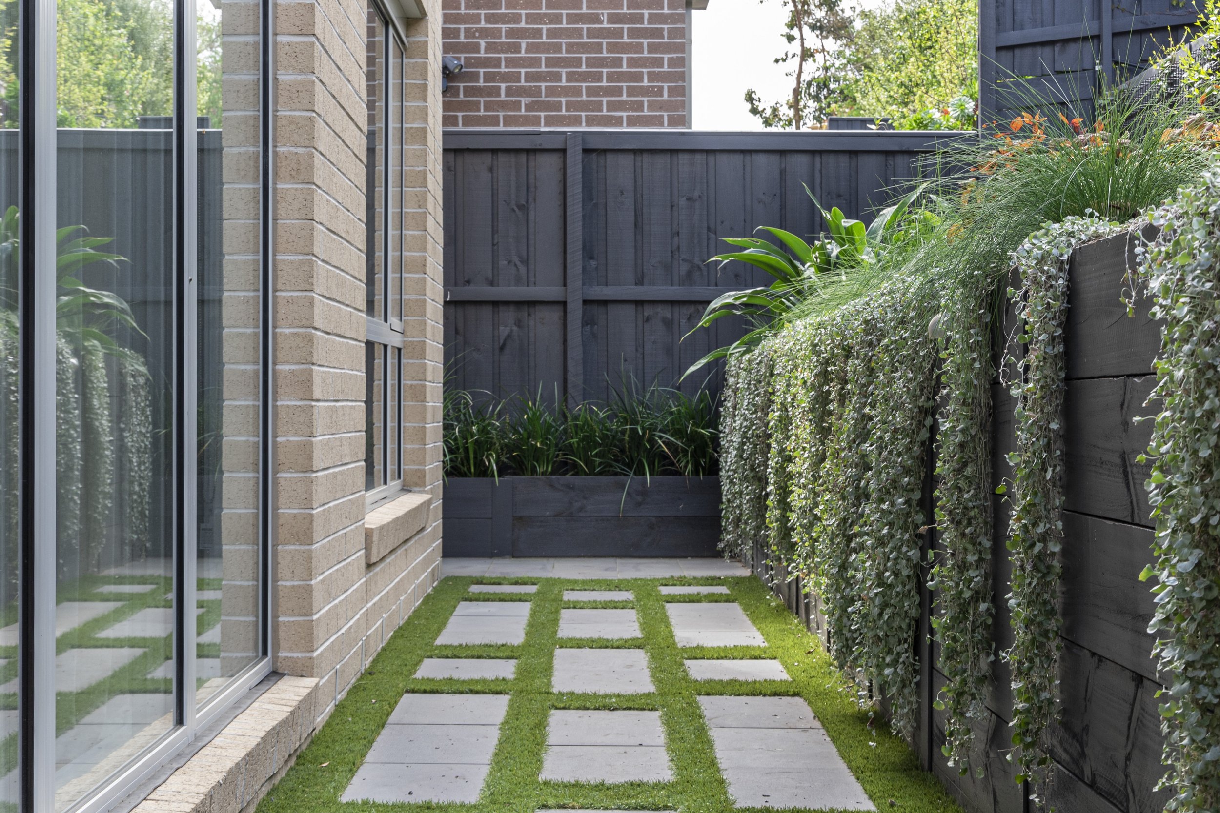 34 Auburn Cre - Rear Garden 8.JPG