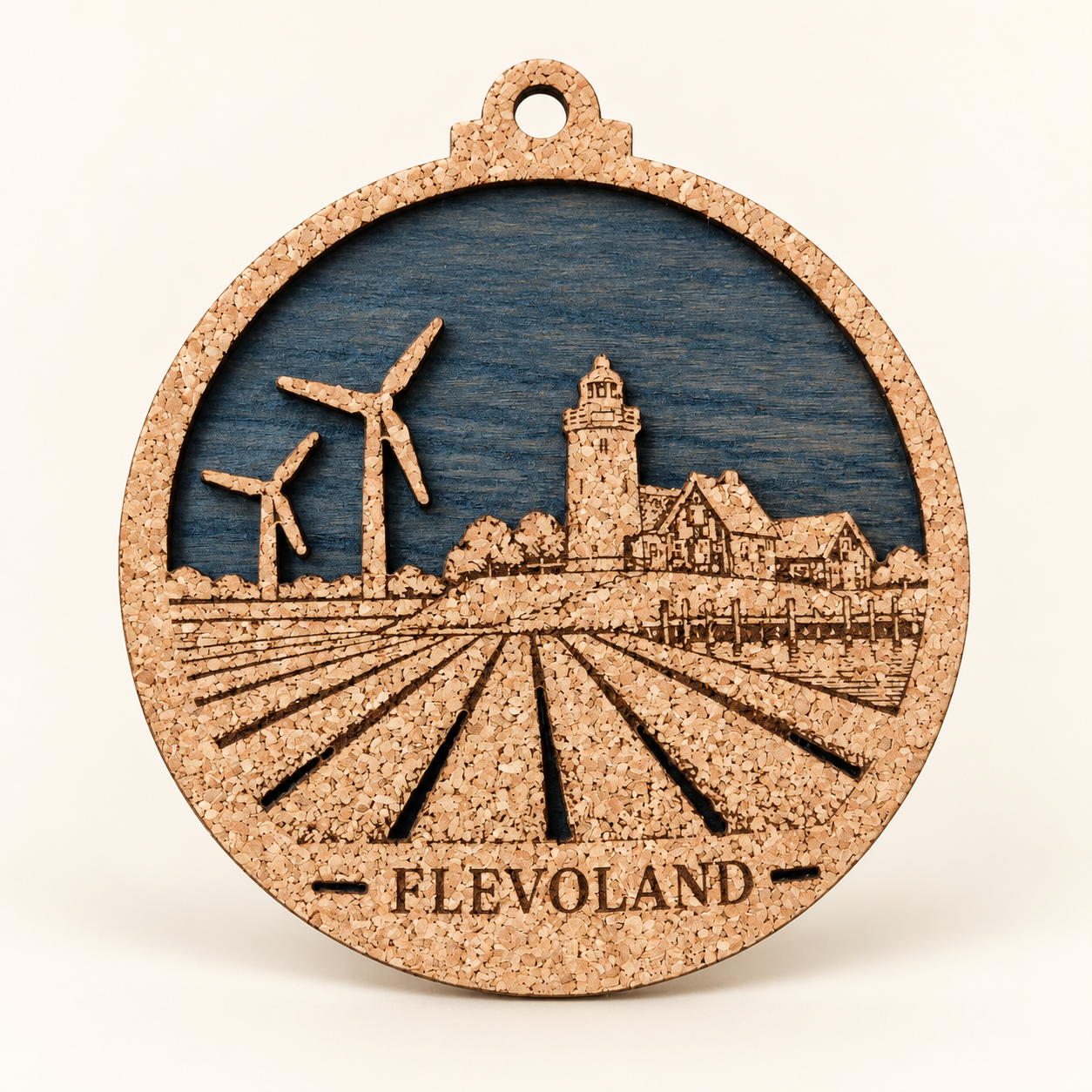 Flevoland kerstornament van kurk en hout-5.png