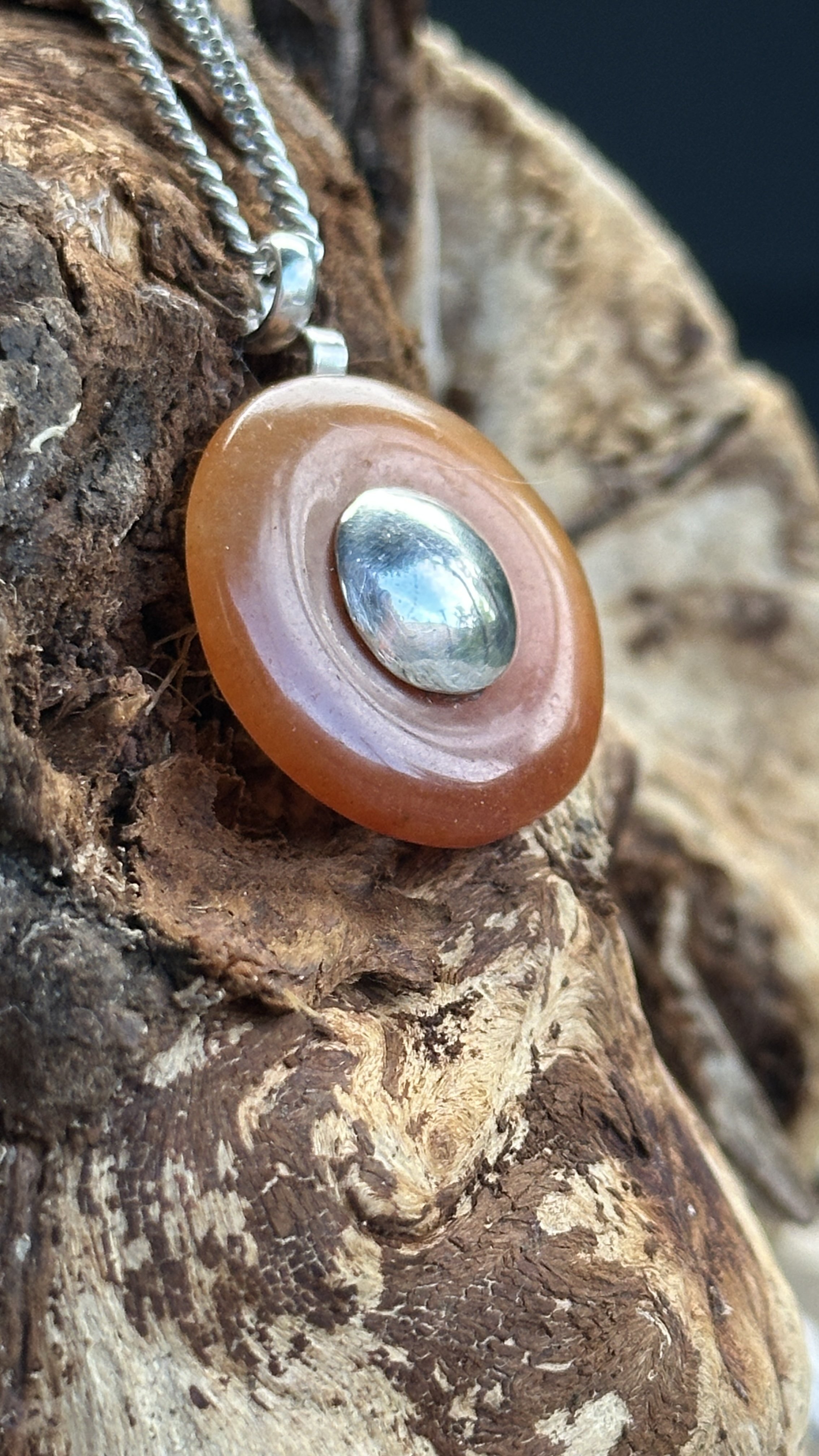 Carneol donut pendant