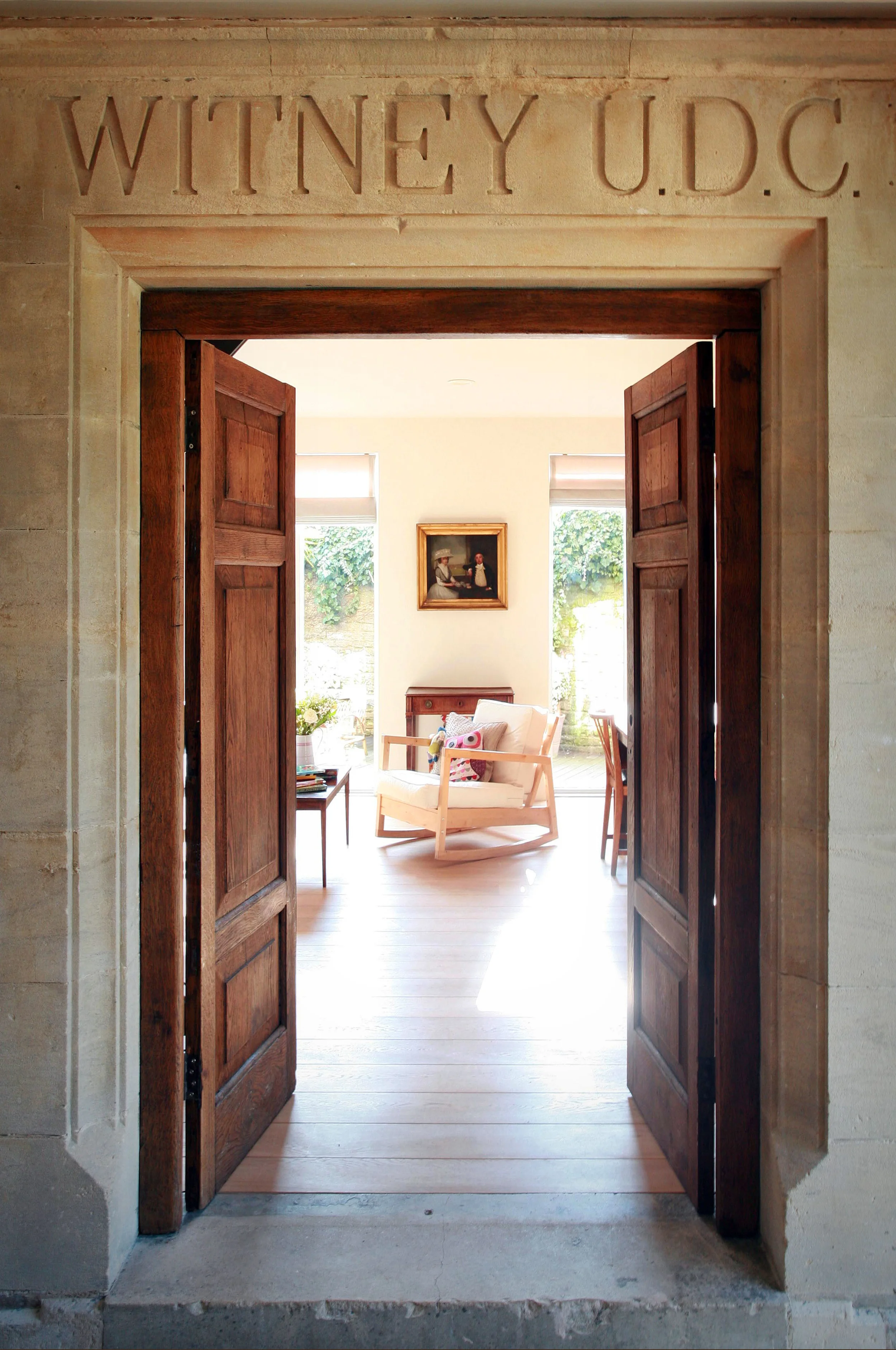 Web P WC Door-V.jpg