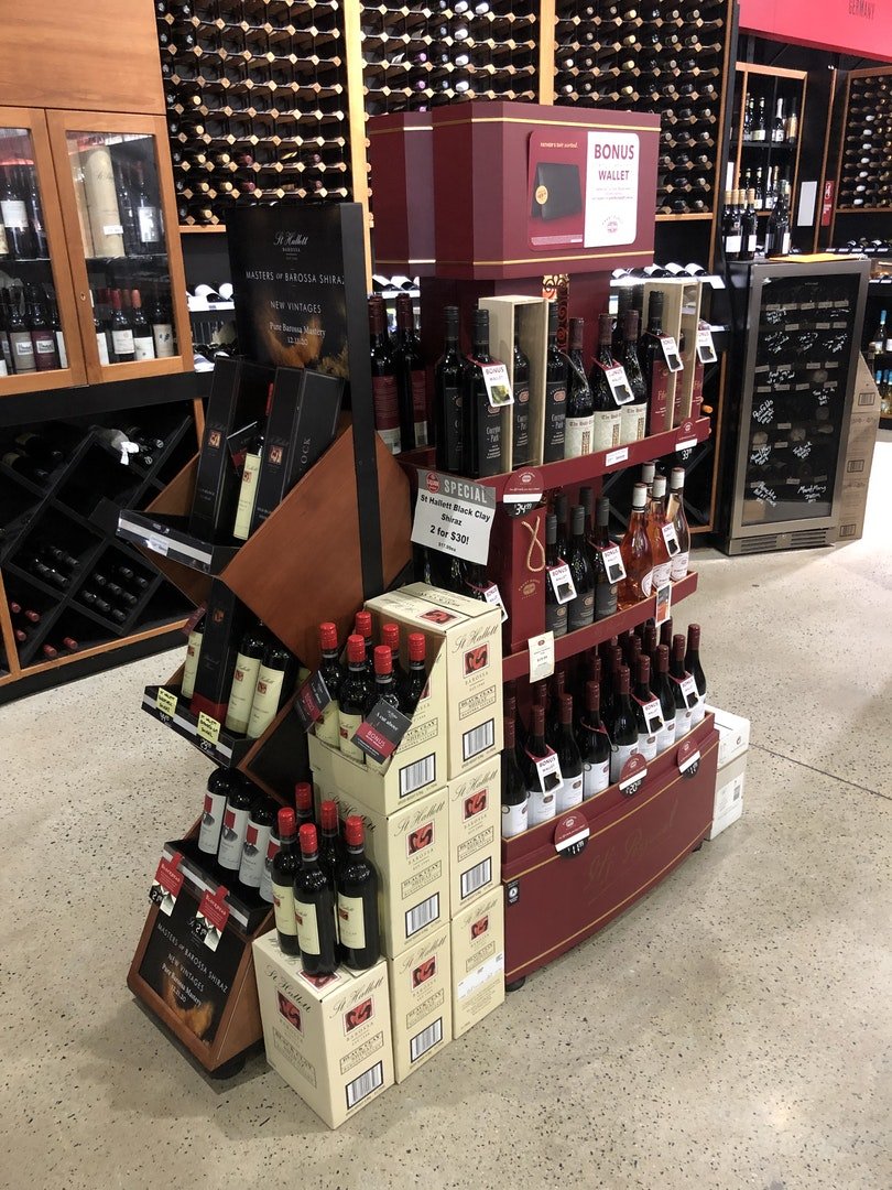 Interchangeable permanent display - Accolade Wines