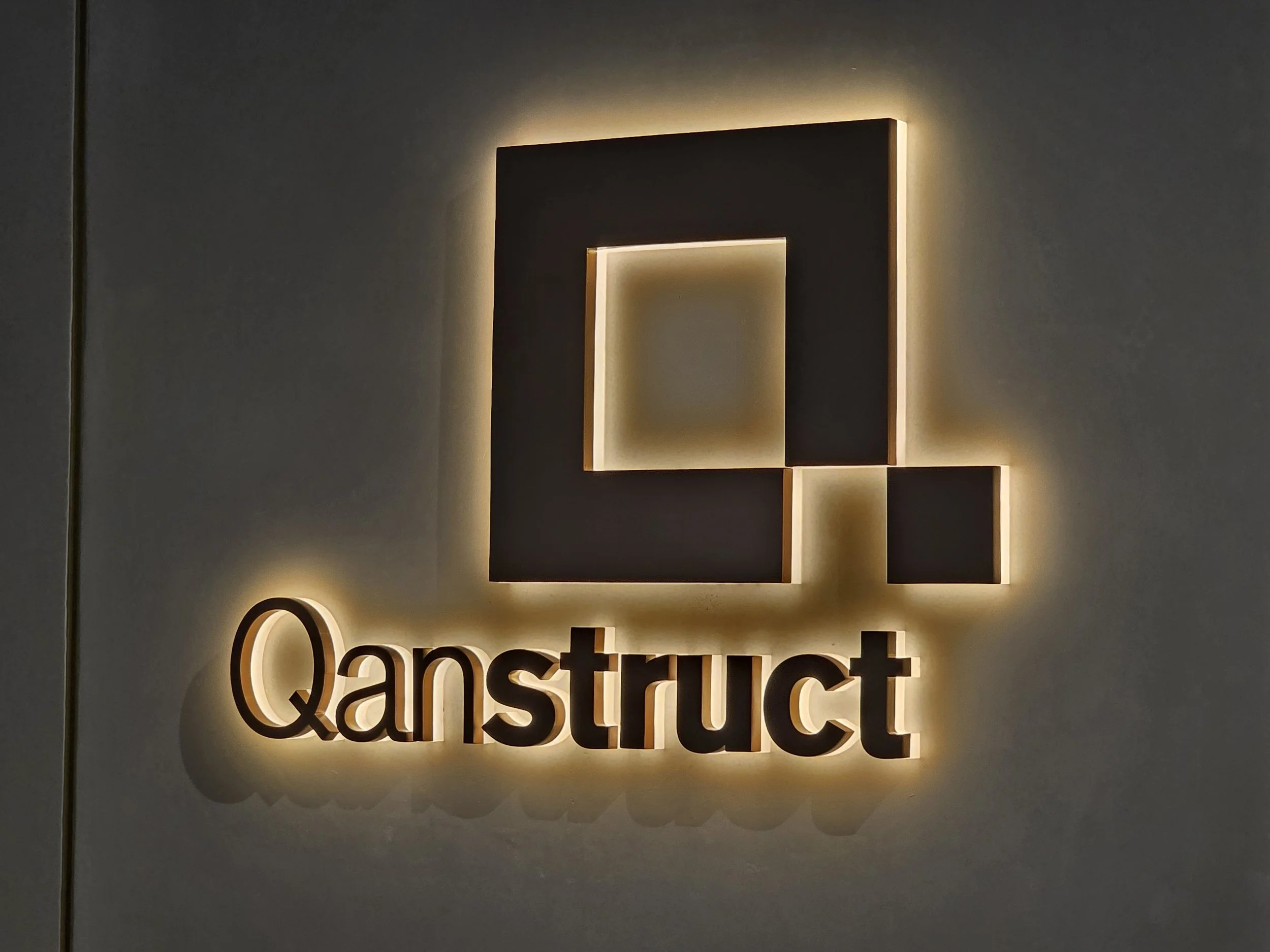 Qanstruct - Head Office signage