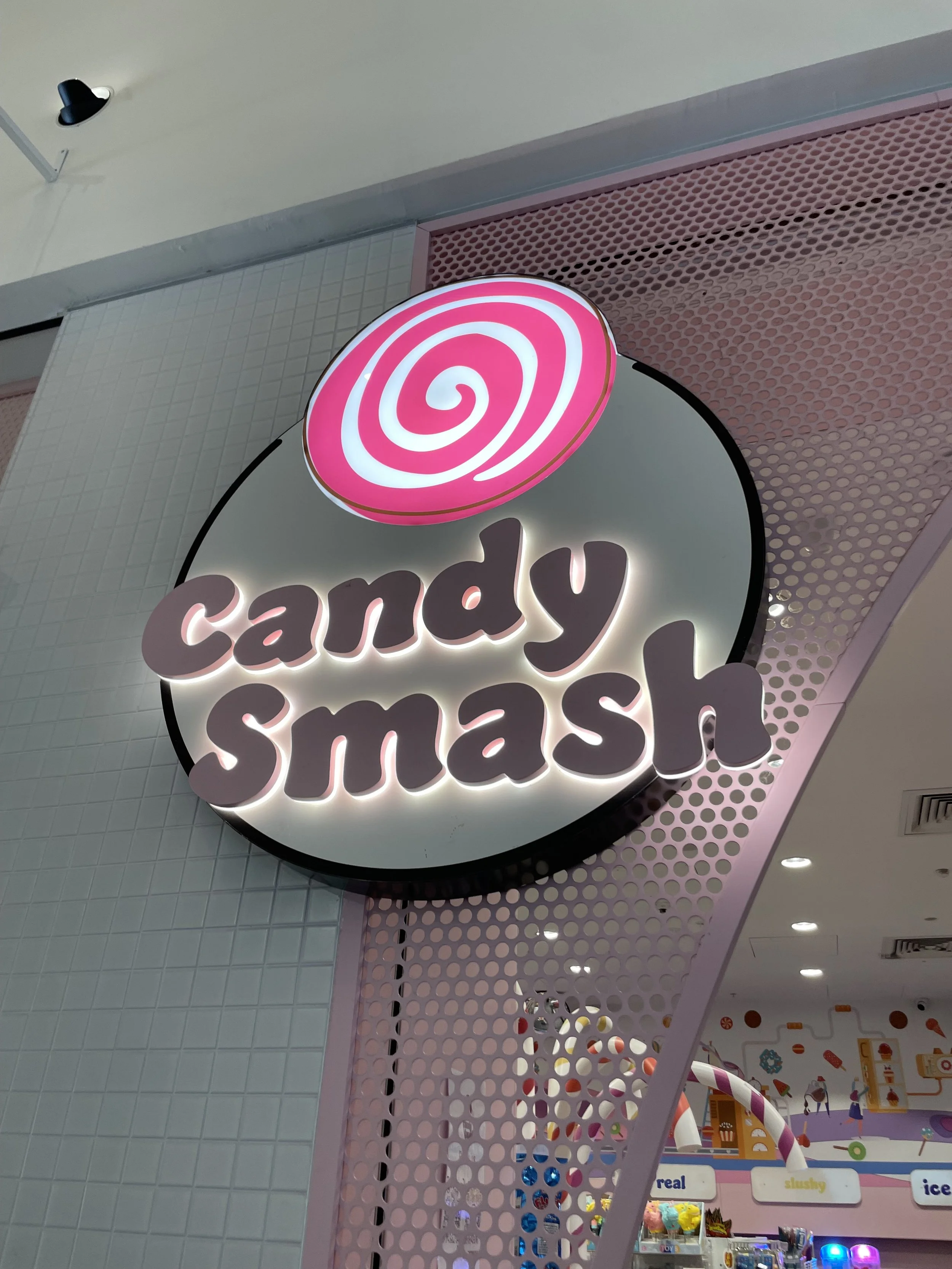 Candy Smash - Retail Signage