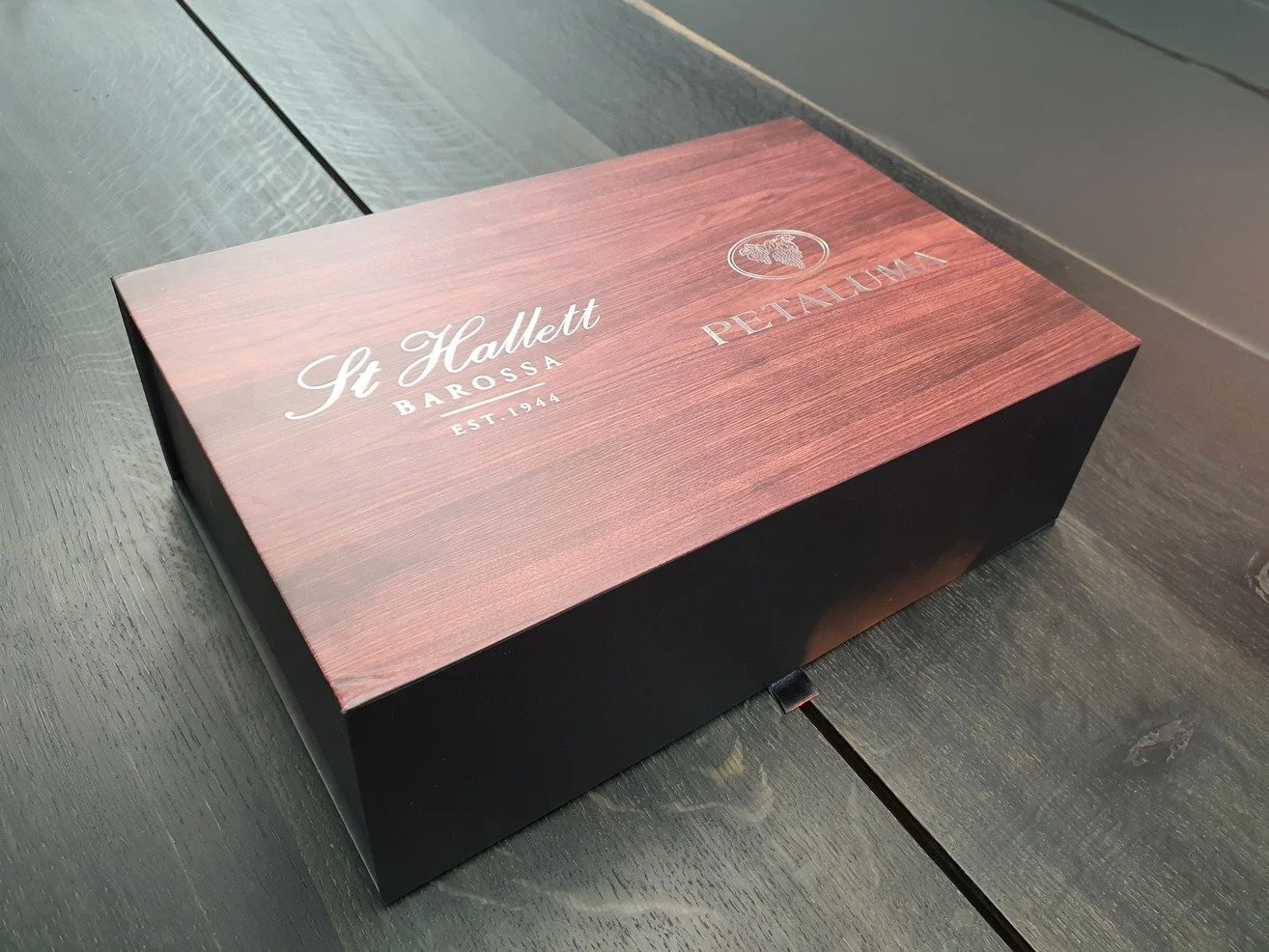 St Hallett - Digital Wine Merchandise Box - Accolade wines