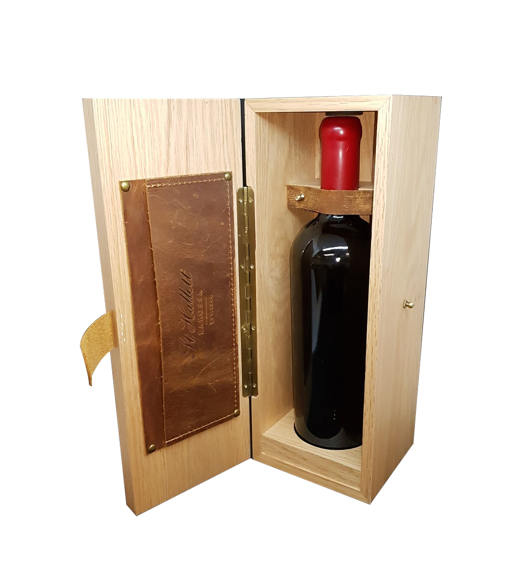 St Hallett - Heritage Merchandise Box - Accolade wines