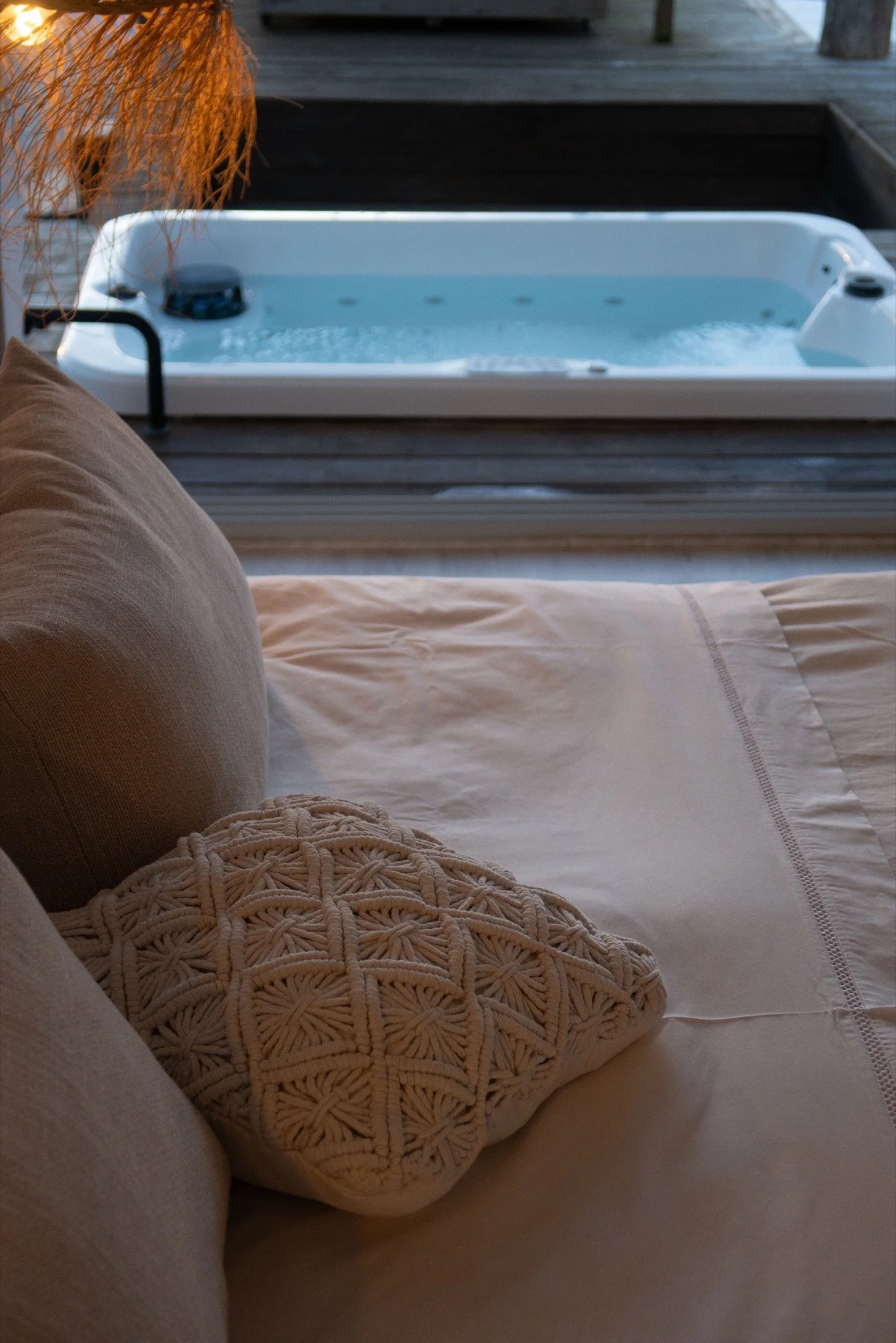 From the bed to the jacuzzi