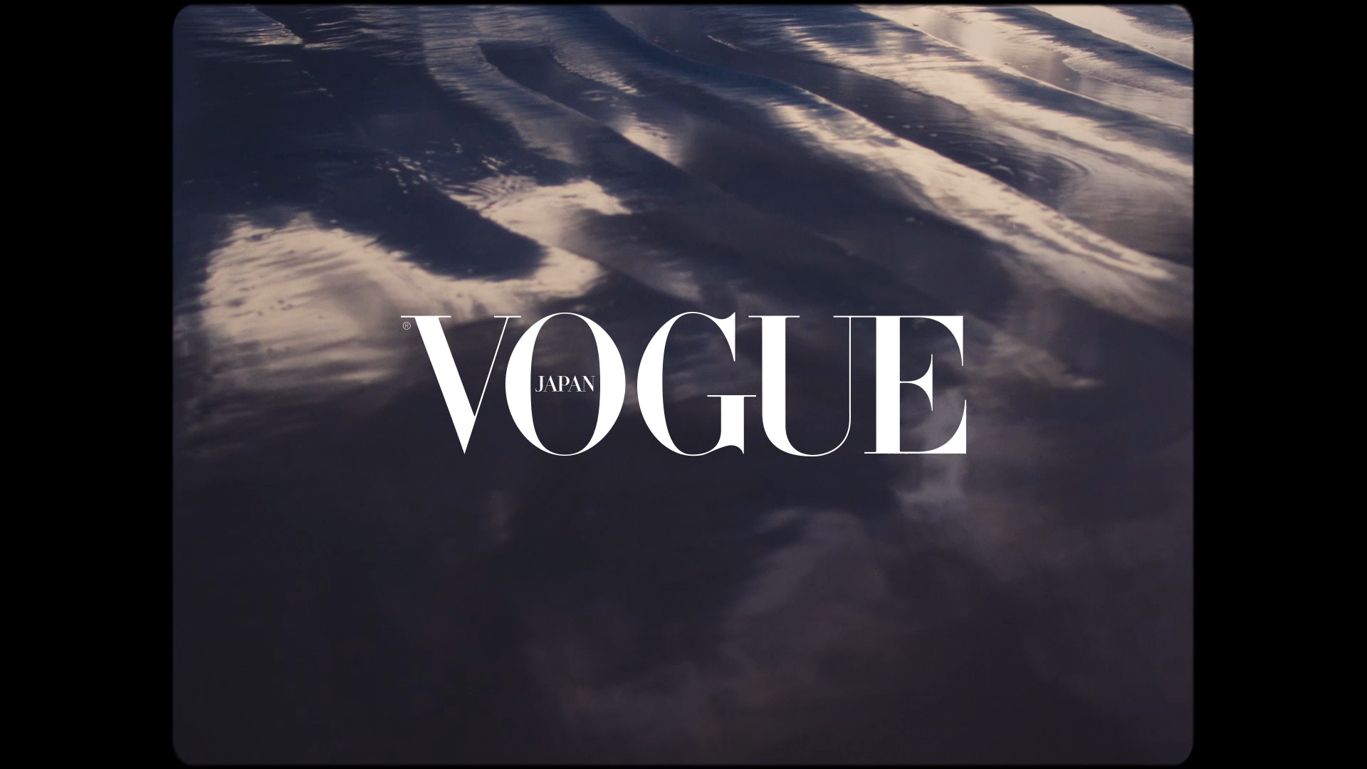 VOGUE JAPAN